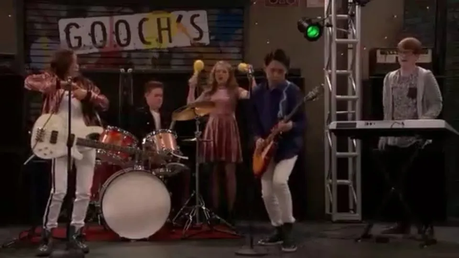 Jade Pettyjohn, Aidan Miner, Breanna Yde, Lance Lim, and Ricardo Hurtado in School of Rock (2016)