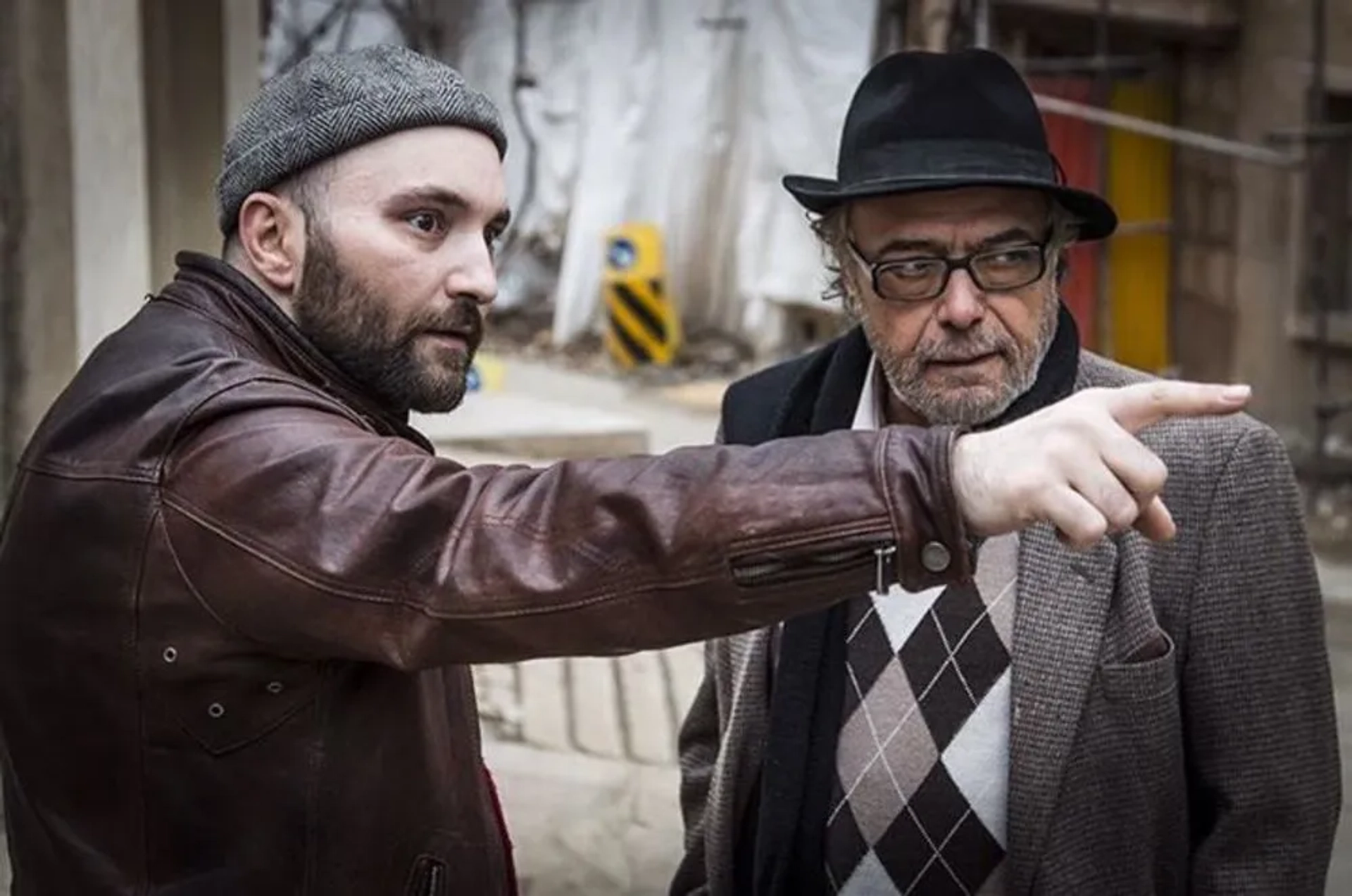 Akbar Zanjanpour and Oktay Baraheni in Bridge of Sleep (2016)