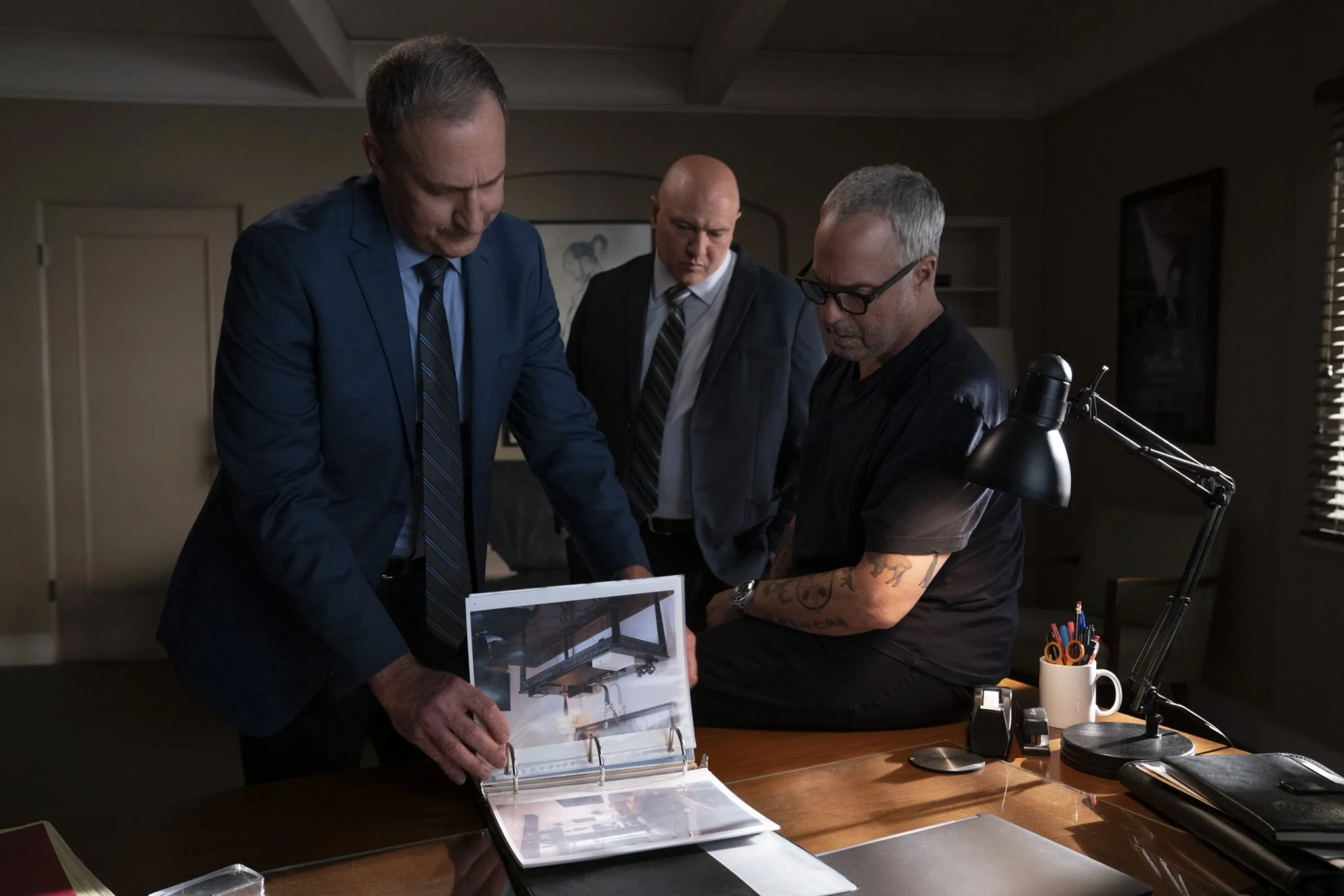 Carlos Arellano, Titus Welliver, JR Reed | Bosch: Legacy 2022