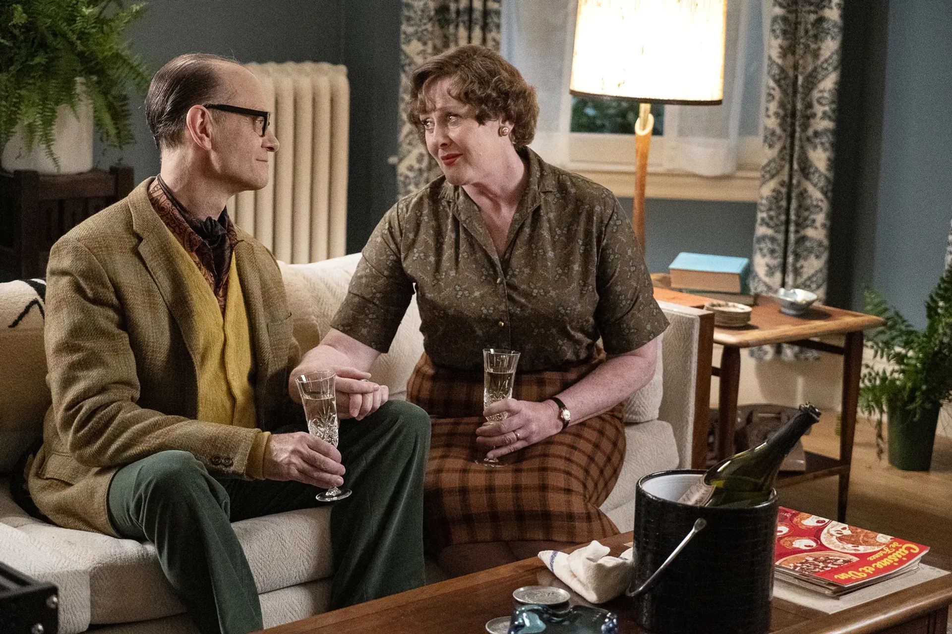 David Hyde Pierce and Sarah Lancashire in Julia (2022)