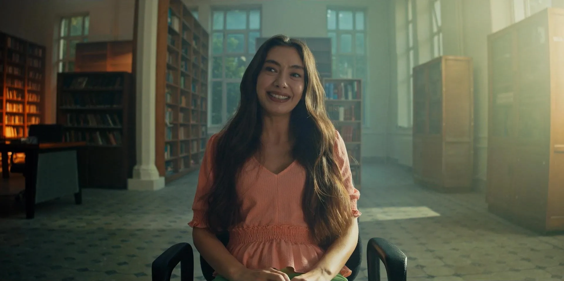 Neslihan Atagül in Oh Belinda (2023)