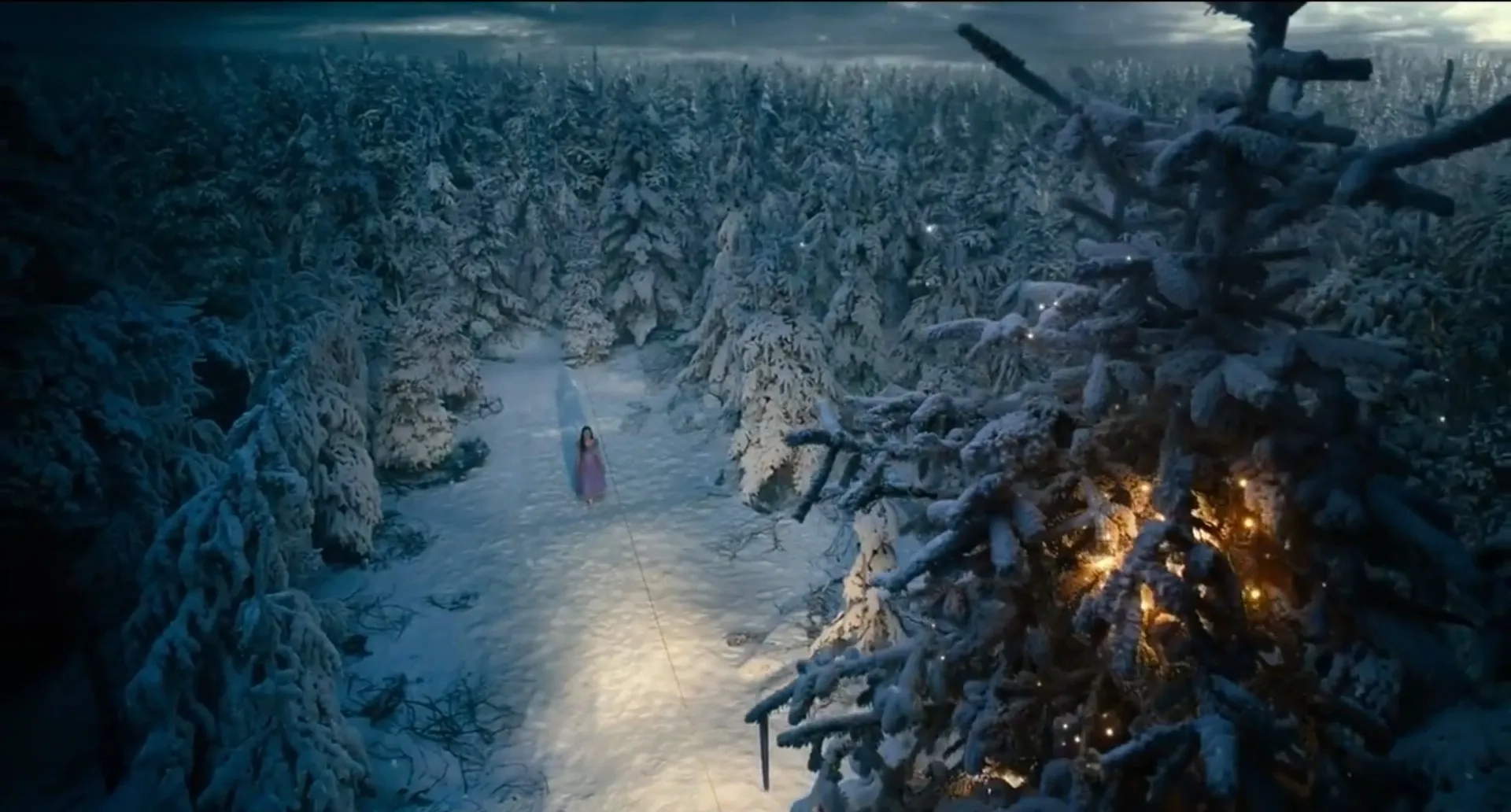 Mackenzie Foy in The Nutcracker and the Four Realms (2018)