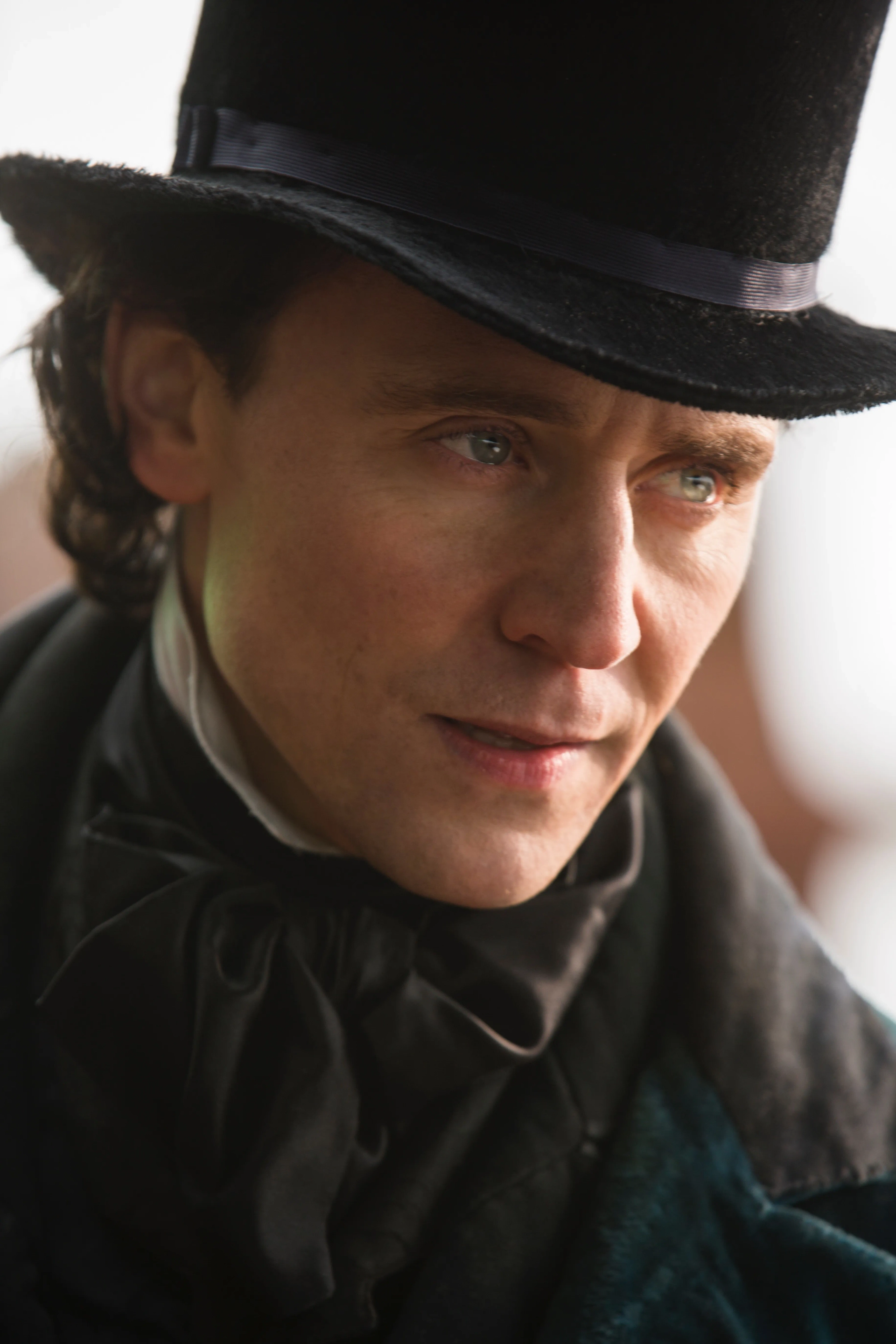 Tom Hiddleston in Crimson Peak (2015)