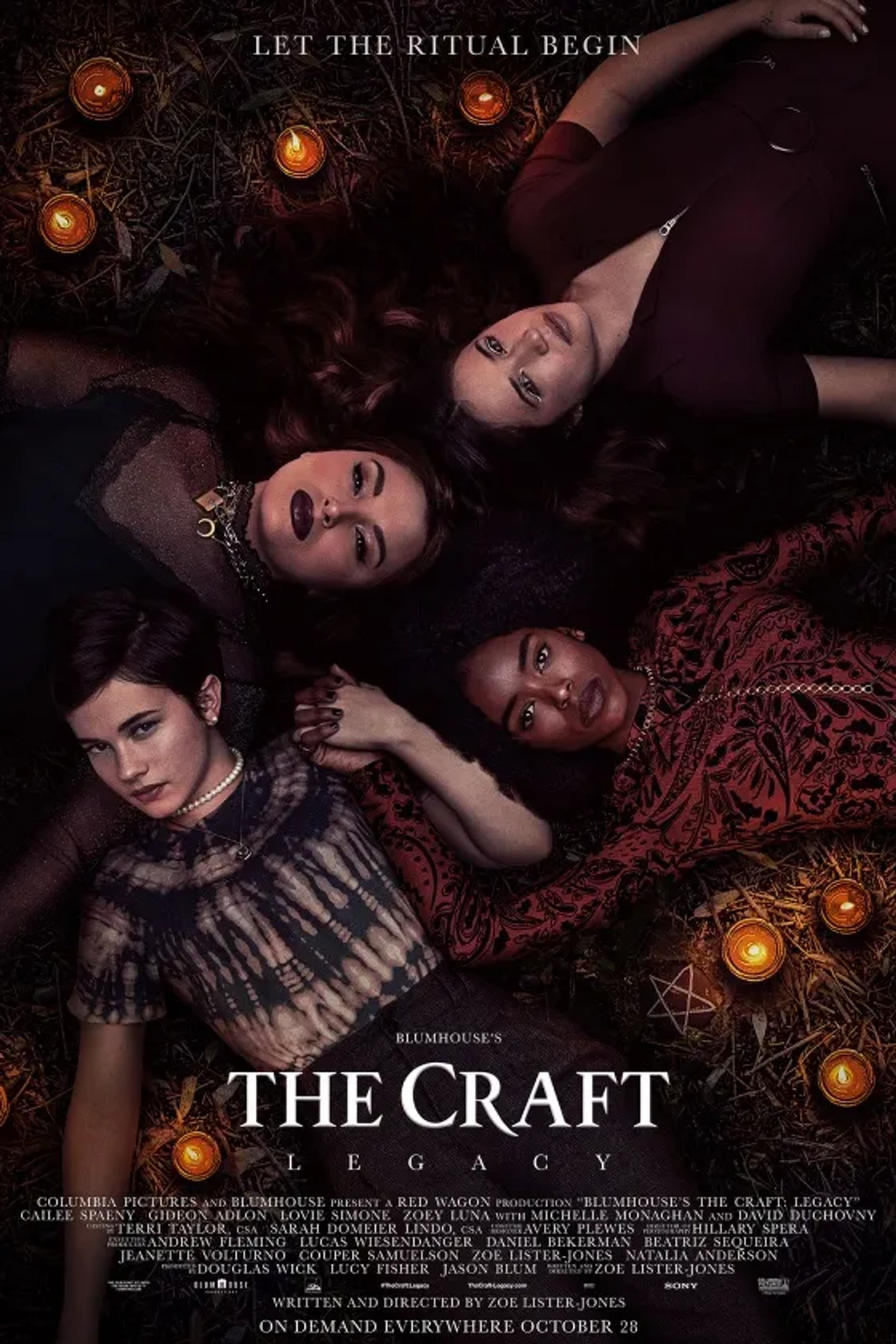 Zoey Luna, Gideon Adlon, Lovie Simone, and Cailee Spaeny in The Craft: Legacy (2020)