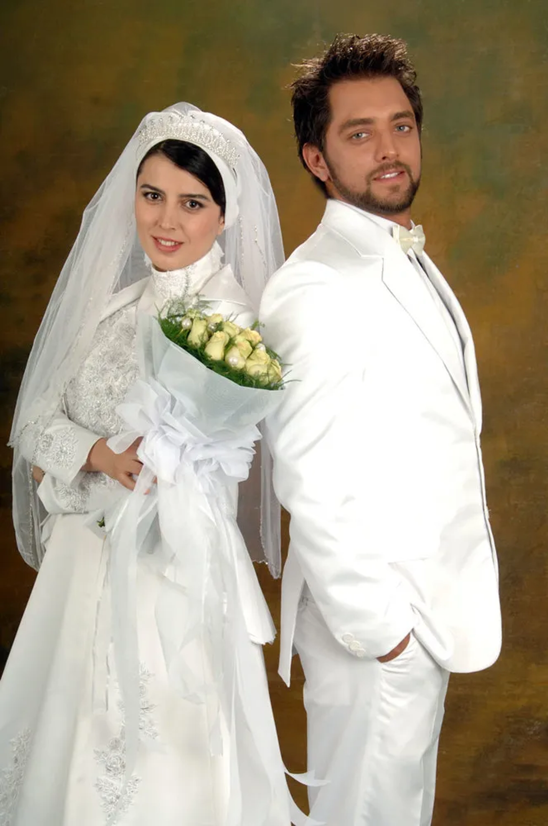 Leila Hatami and Bahram Radan in Penniless (2009)