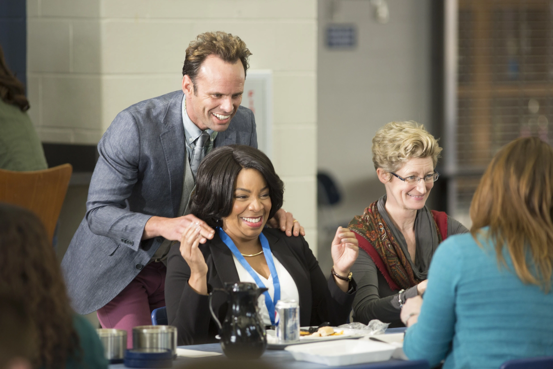 Walton Goggins and Kimberly Hebert Gregory in Vice Principals (2016)