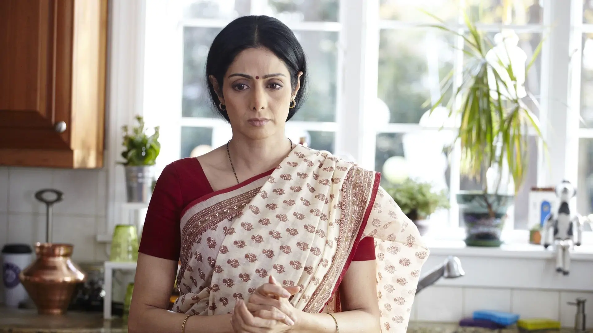 دانلود فیلم انگلیش وینگلیش (English Vinglish 2012)