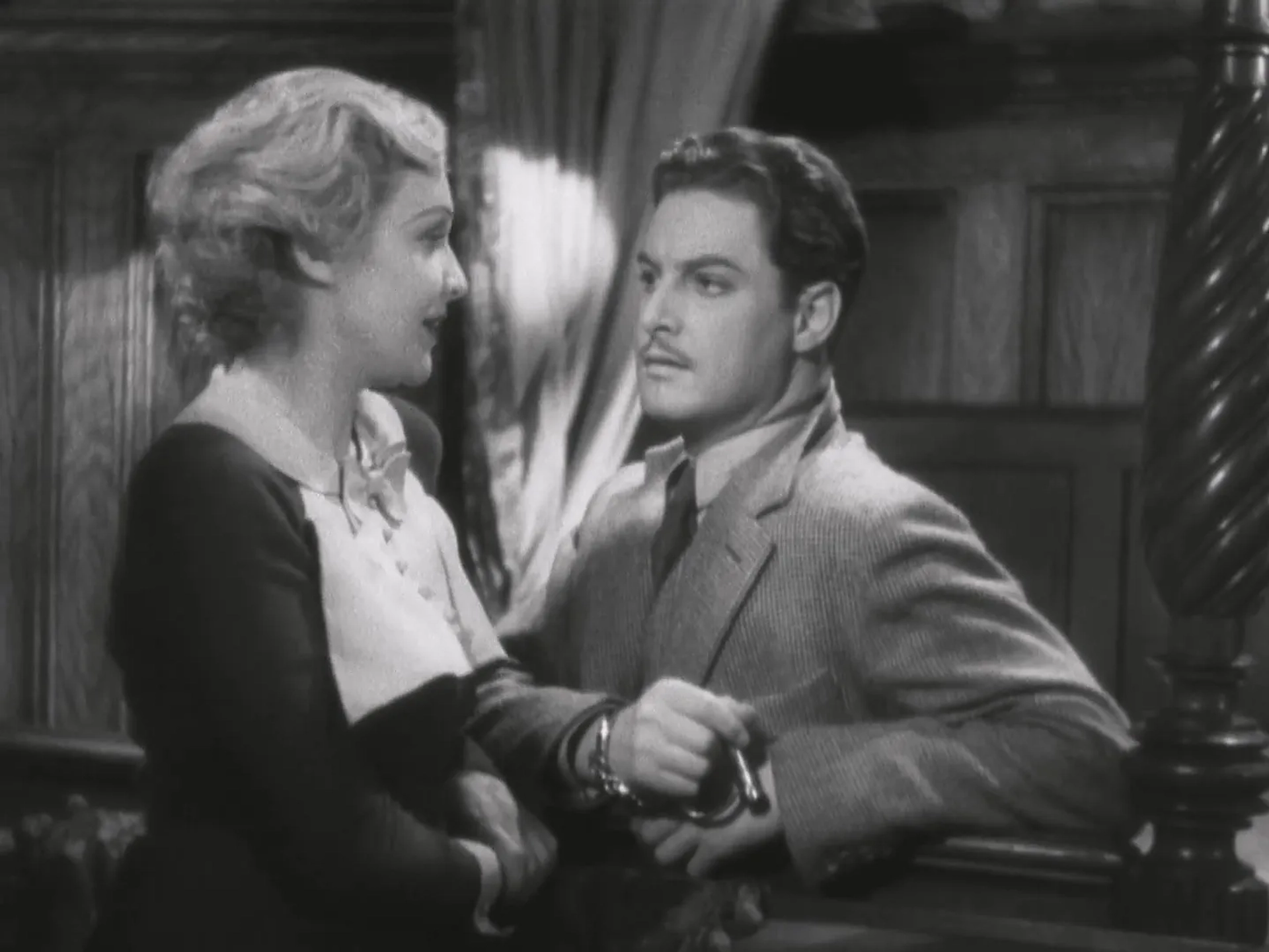 Madeleine Carroll and Robert Donat in The 39 Steps (1935)