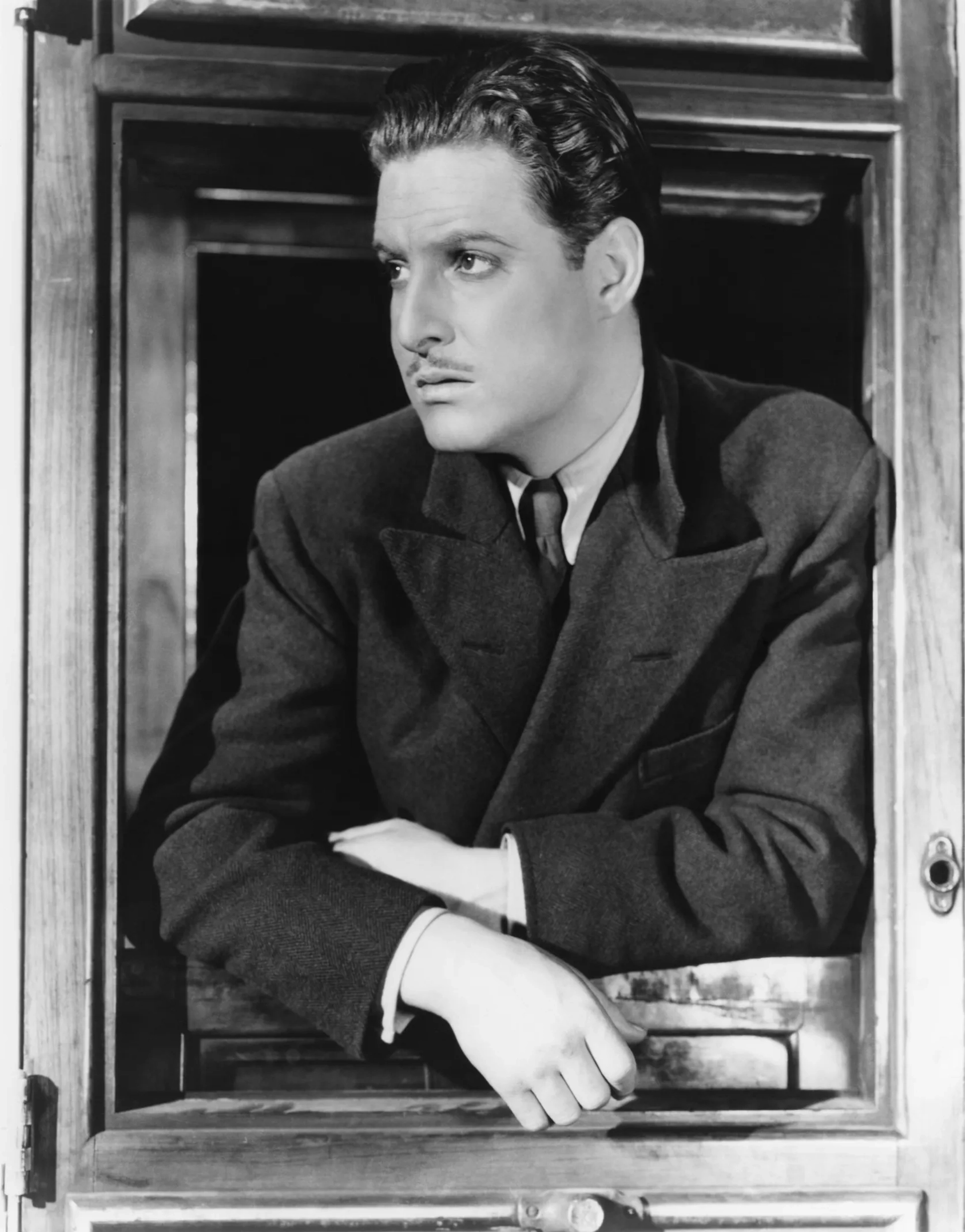 Robert Donat in The 39 Steps (1935)