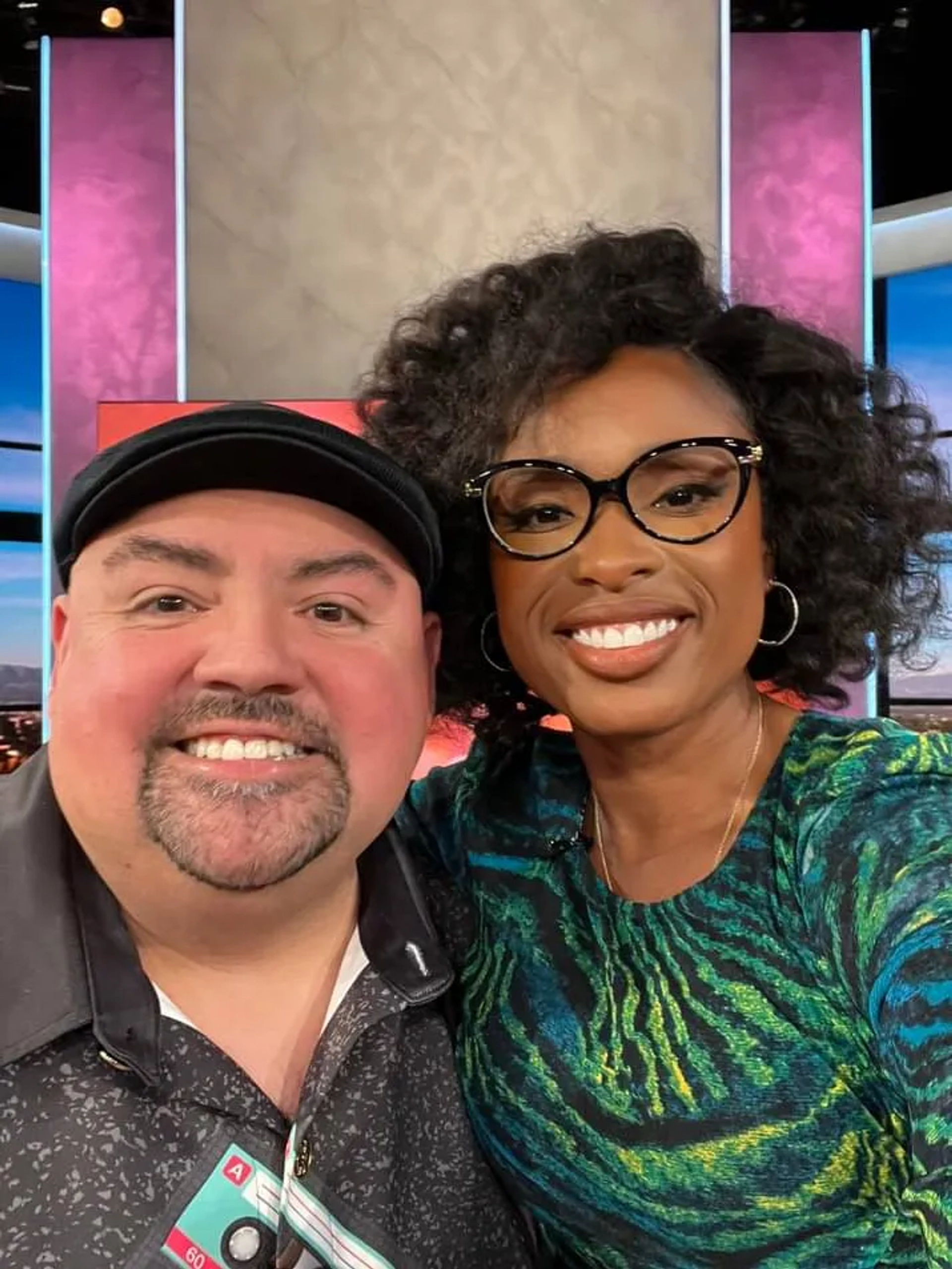 Gabriel Iglesias and Jennifer Hudson in The Jennifer Hudson Show (2022)