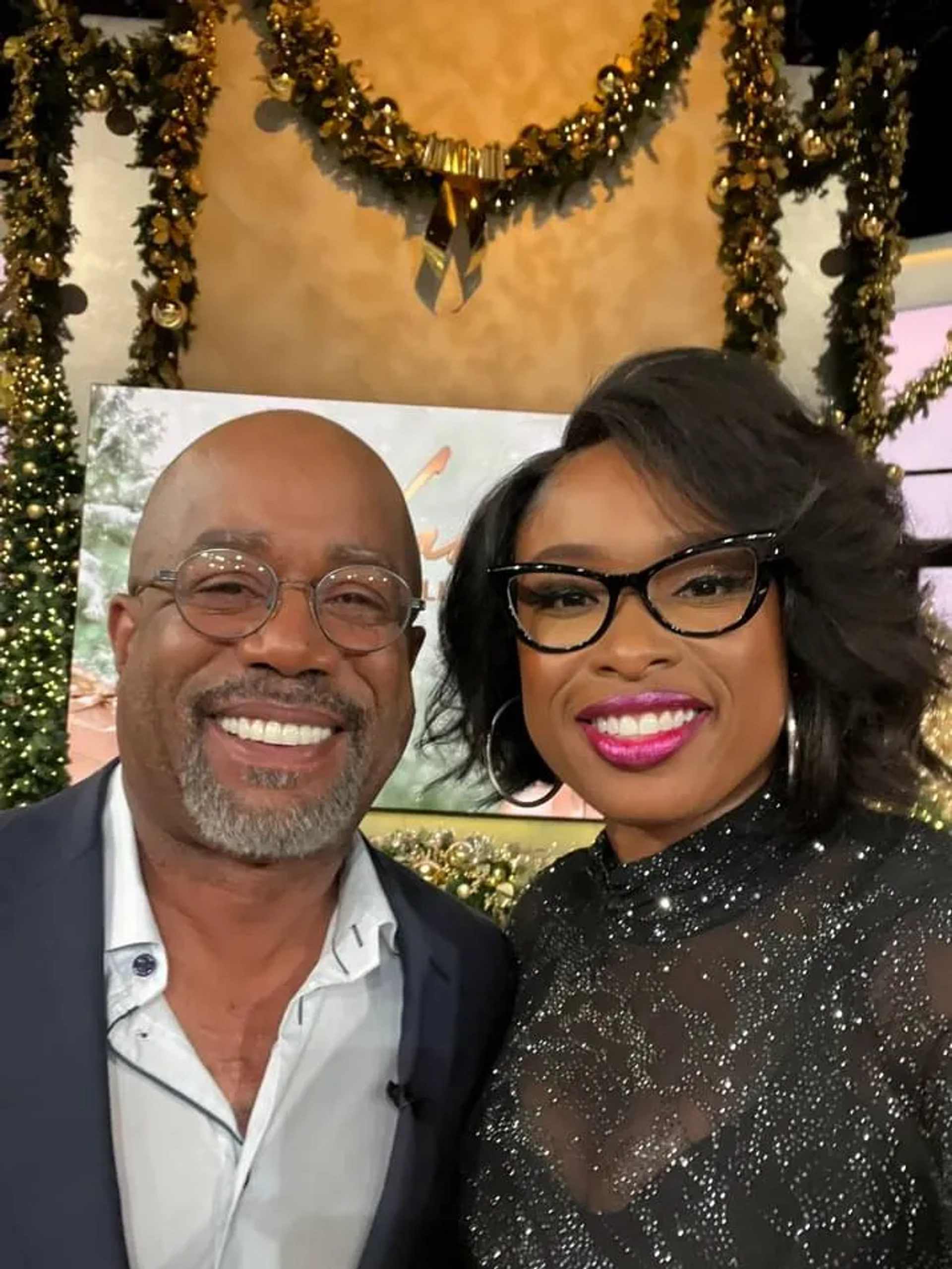 Darius Rucker and Jennifer Hudson in The Jennifer Hudson Show (2022)