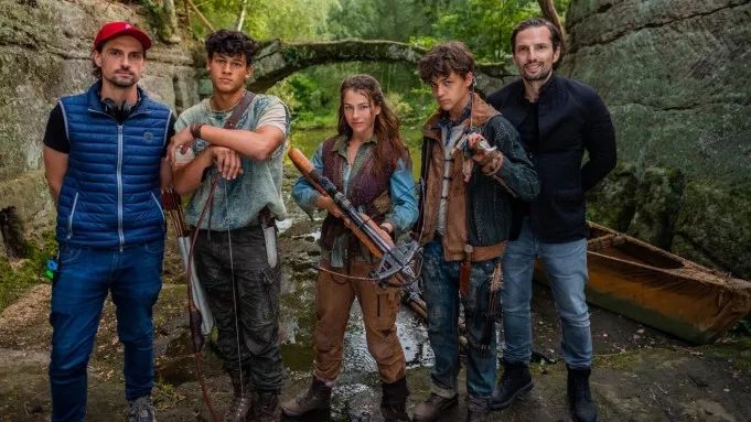 Henriette Confurius, Emilio Sakraya, and David Ali Rashed in Tribes of Europa (2021)