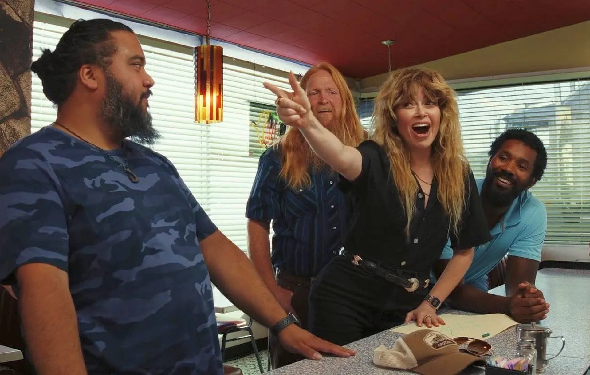 Natasha Lyonne, Tank Jones, Roy Ward, and Sale Taylor in Poker Face (2023)