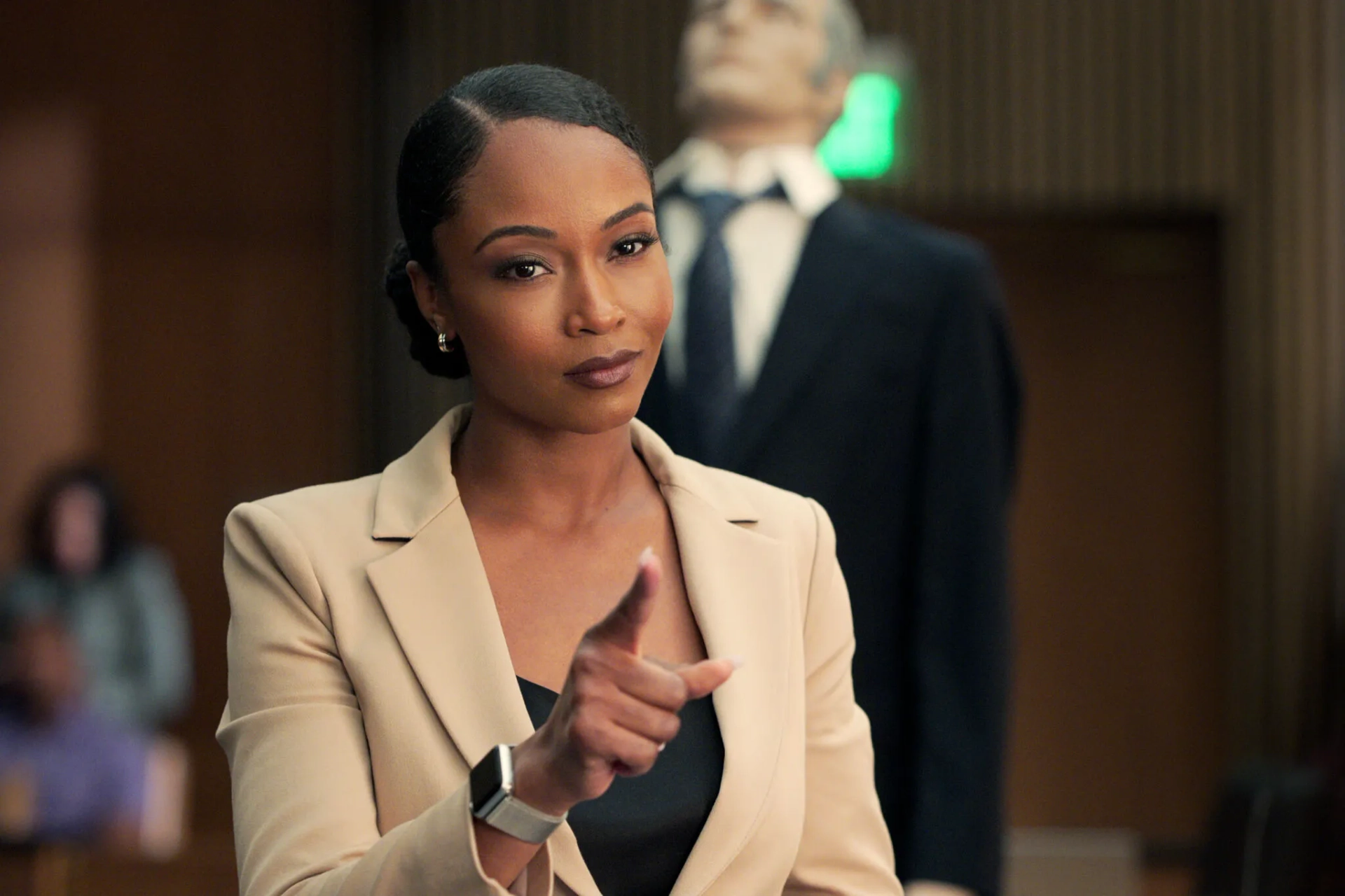 Yaya DaCosta in The Lincoln Lawyer (2022)