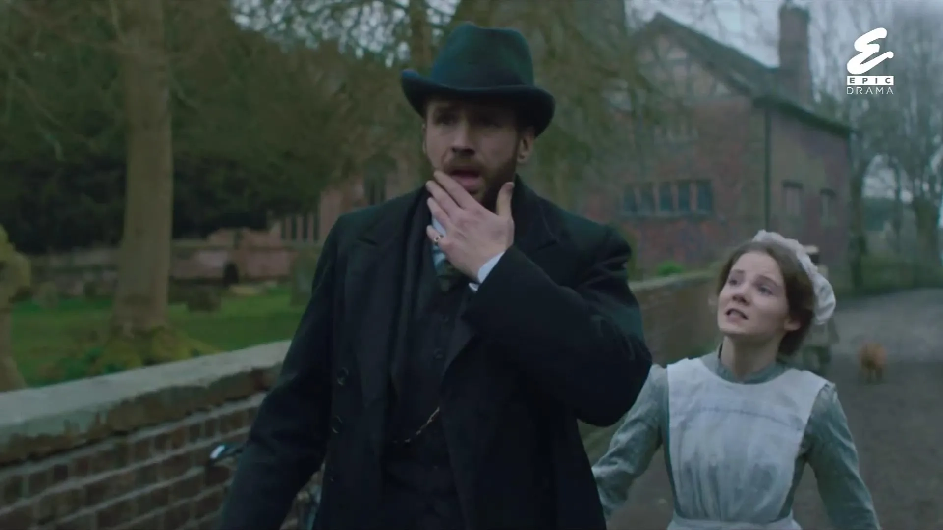 Rafe Spall and Freya Allan in The War of the Worlds (2019)