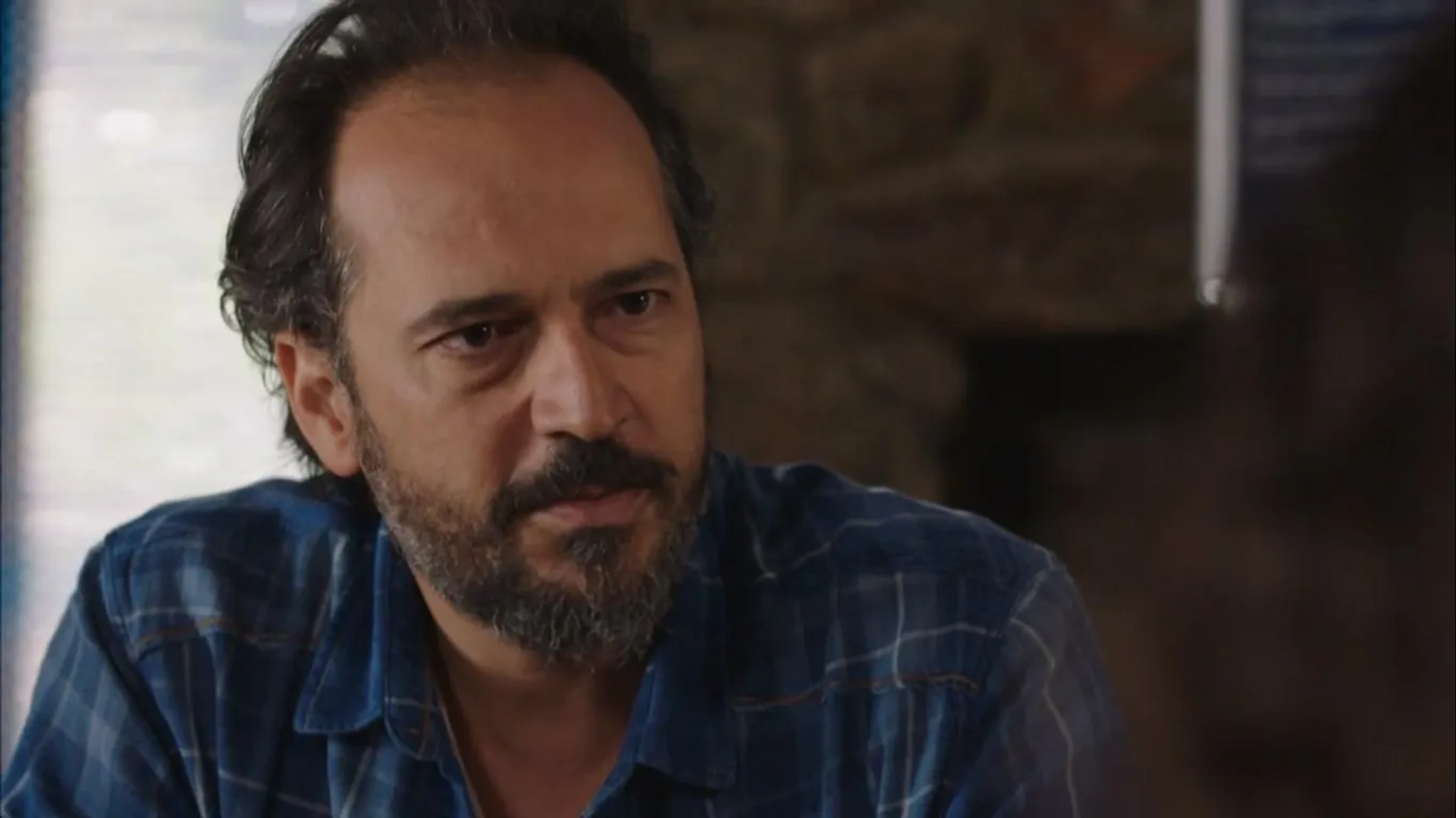 Timuçin Esen in Crossroads (2016)