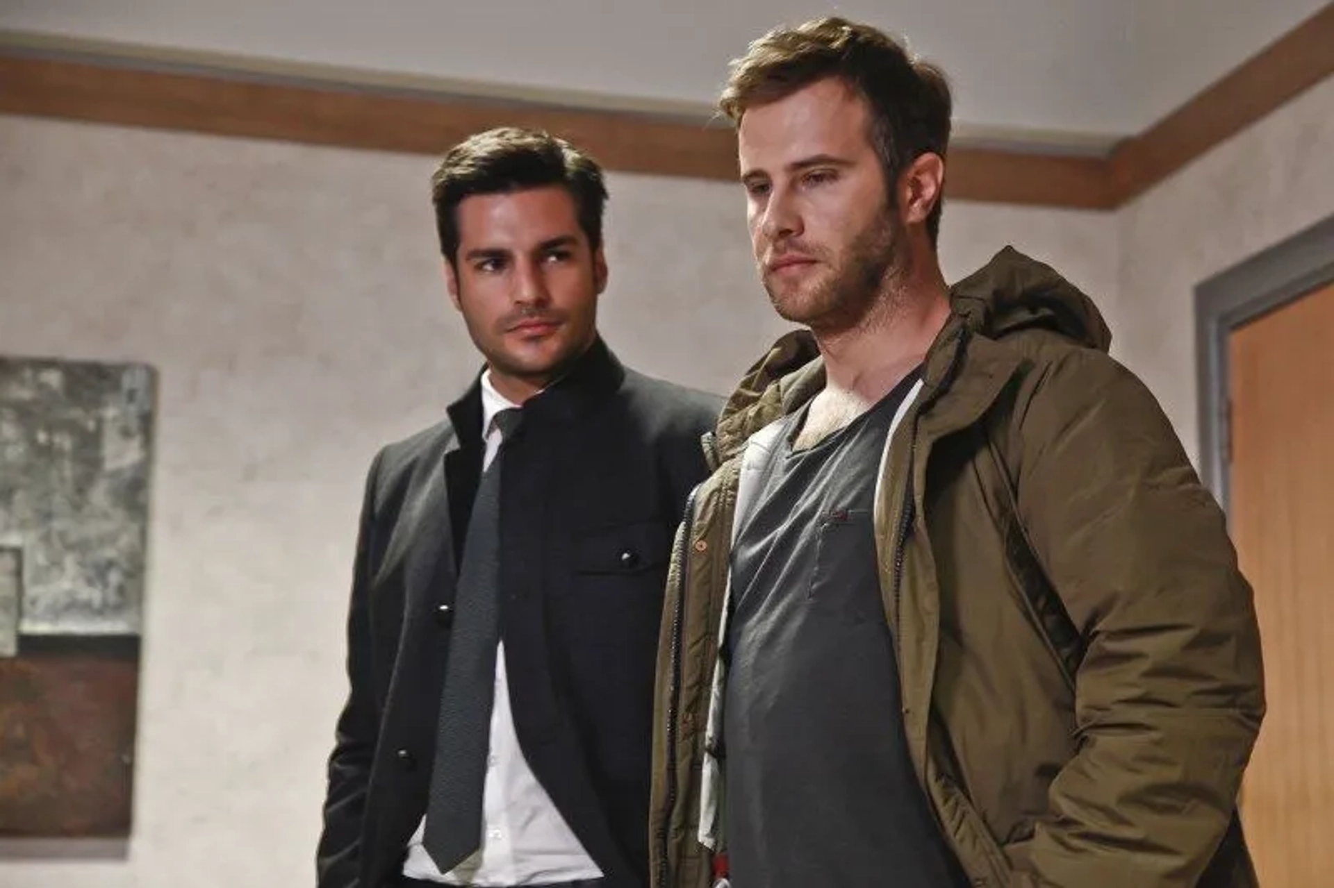 Özgür Çevik and Serkan Çayoglu in Cherry Season (2014)