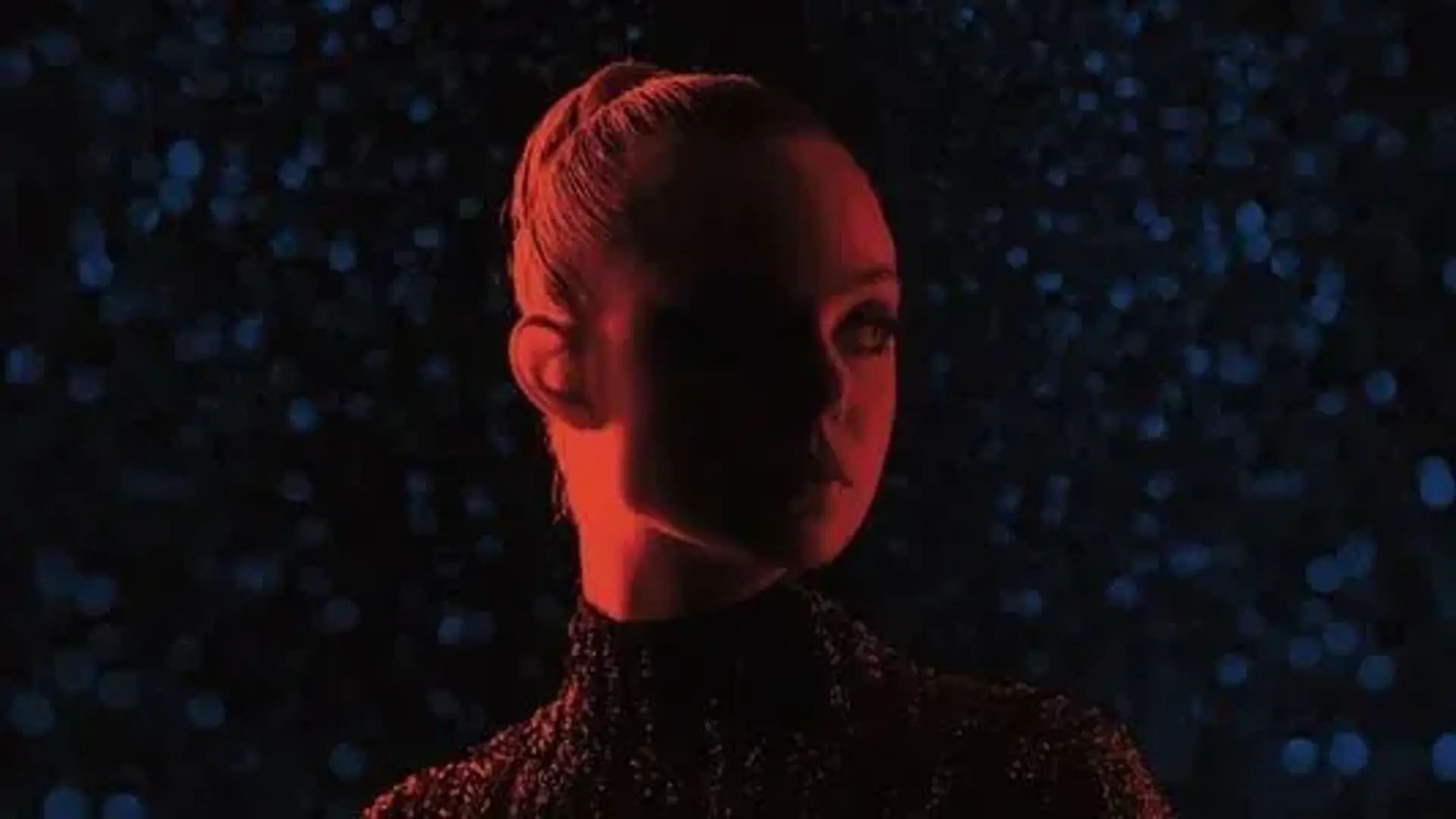 فیلم شیطان نئونی (The Neon Demon 2016)