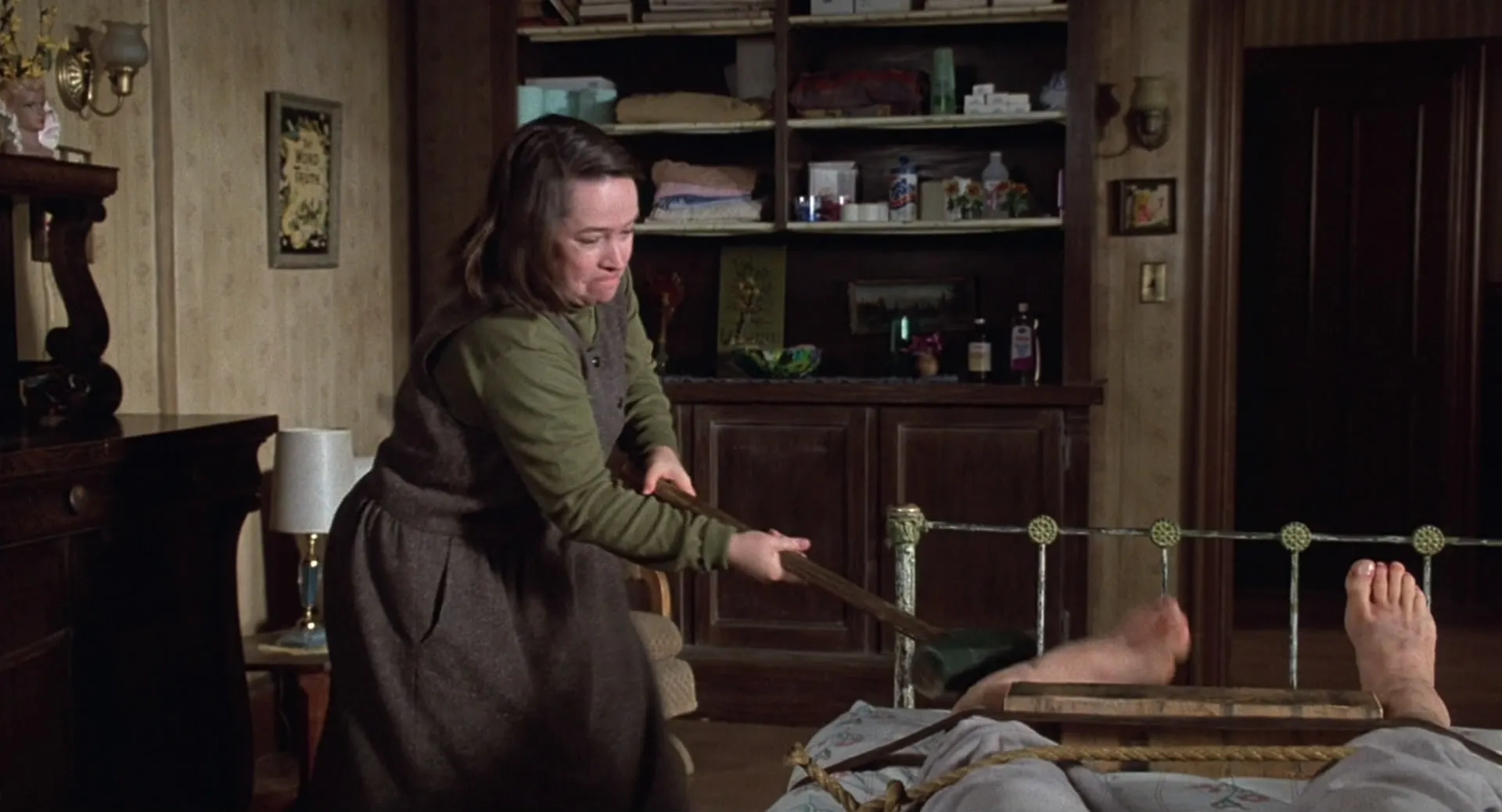 Kathy Bates in Misery (1990)