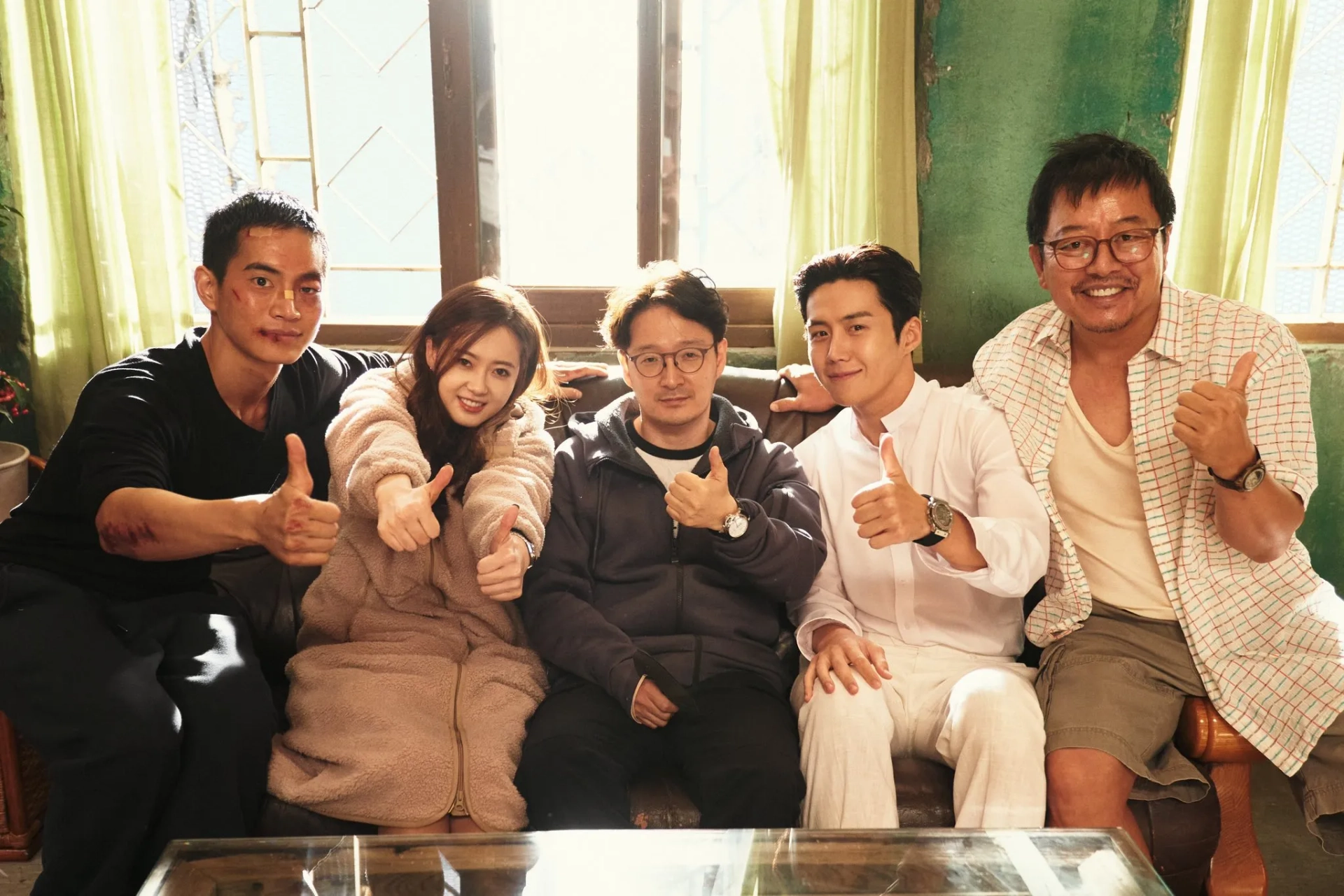 Kwon Hyuk-hyun, Kang Tae-Ju, Go Ara, Park Hoon-jung, and Kim Seon-ho in The Childe (2023)