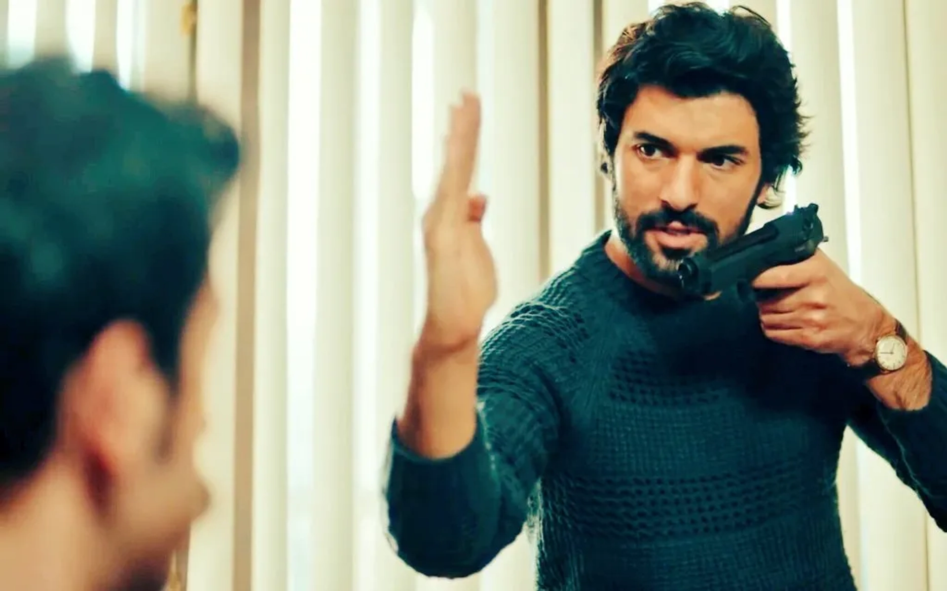 Engin Akyürek in Black Money Love (2014)