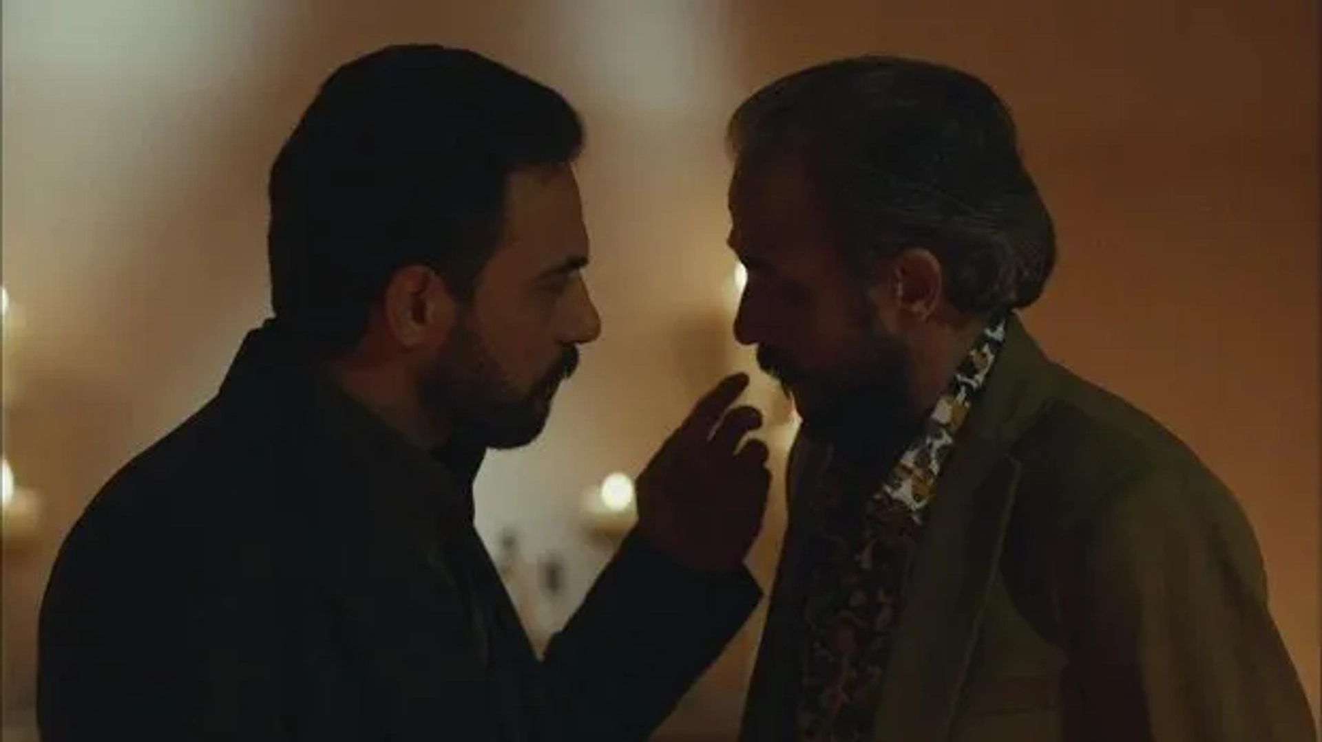 Sermet Yesil and Ugur Aslan in Karadayi (2012)