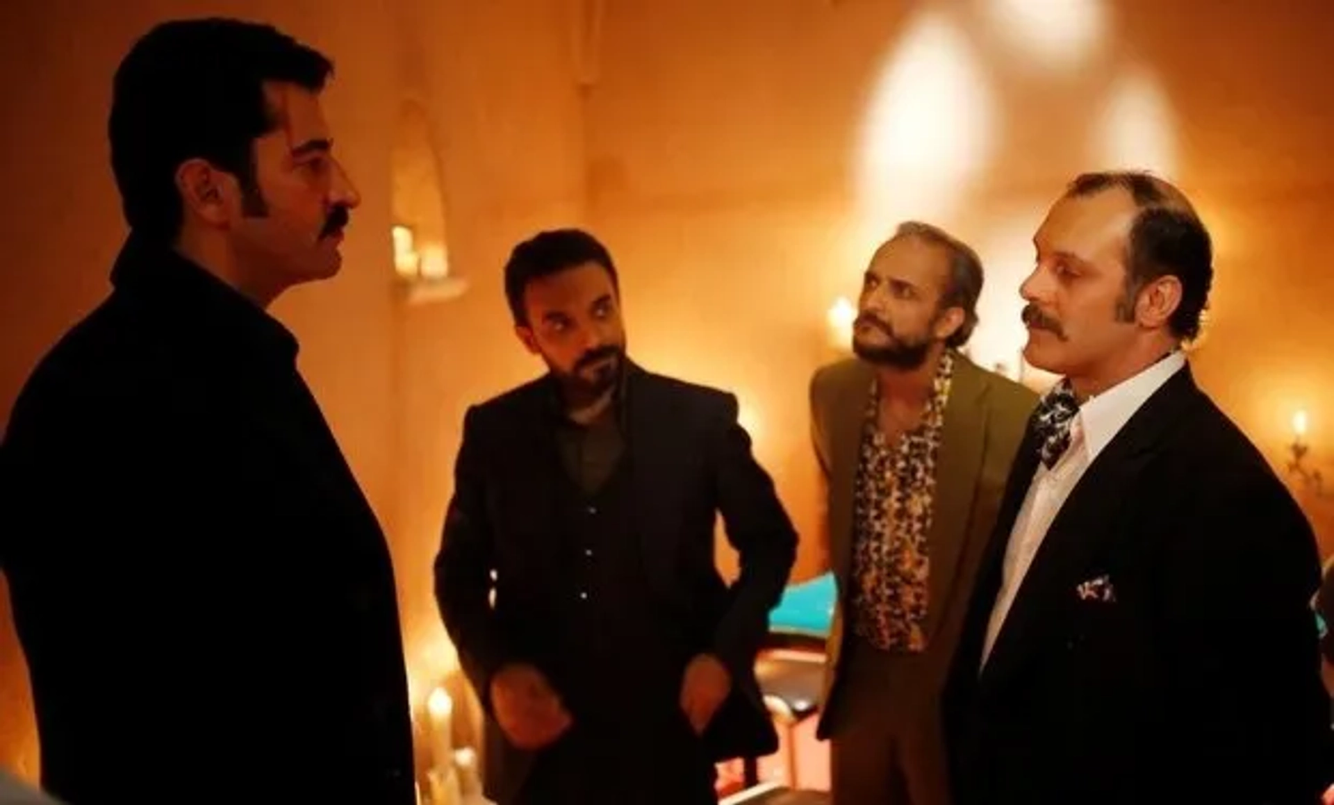 Sermet Yesil, Kenan Imirzalioglu, Fatih Al, and Ugur Aslan in Karadayi (2012)