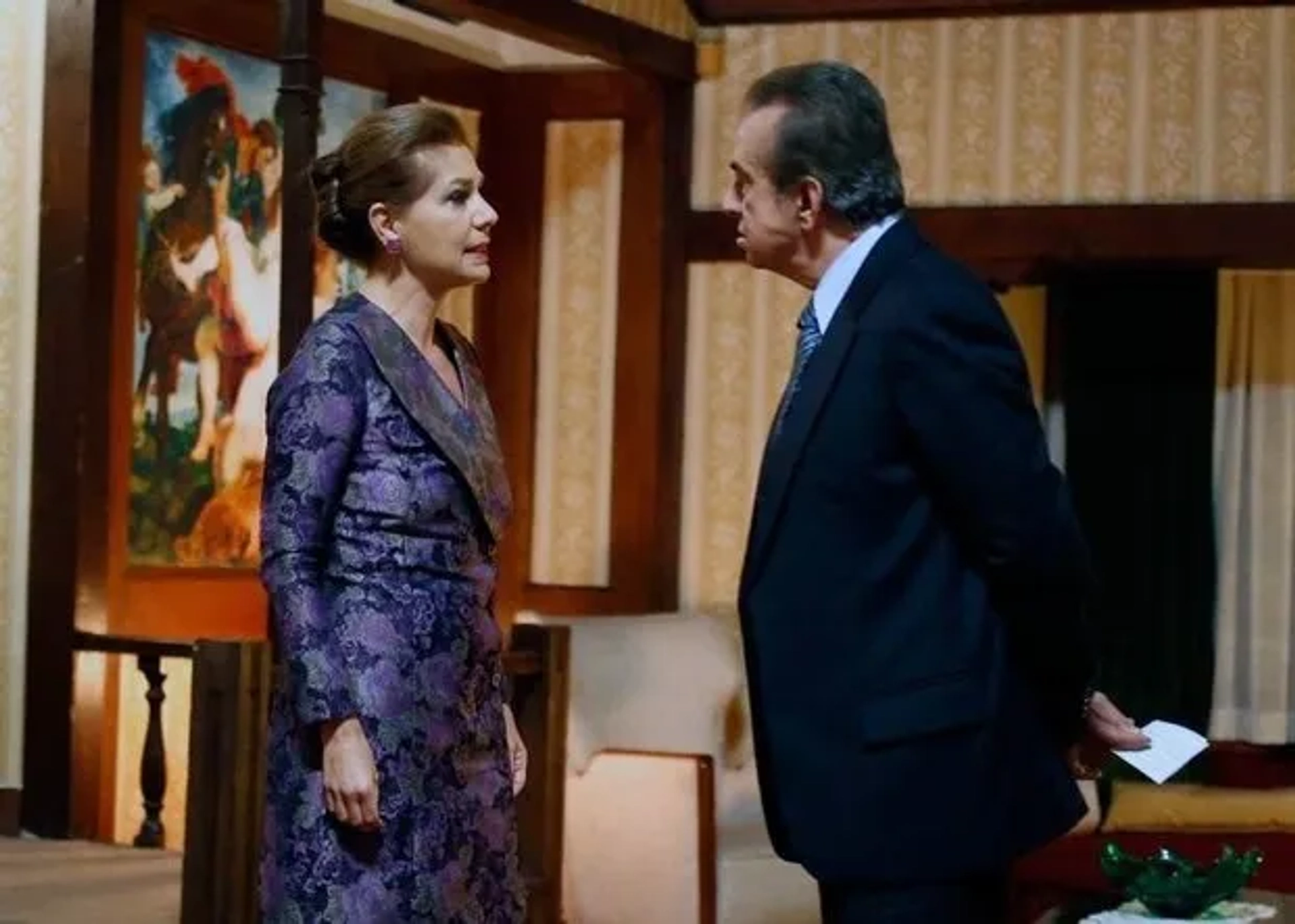 Lila Gürmen and Erhan Yazicioglu in Karadayi (2012)