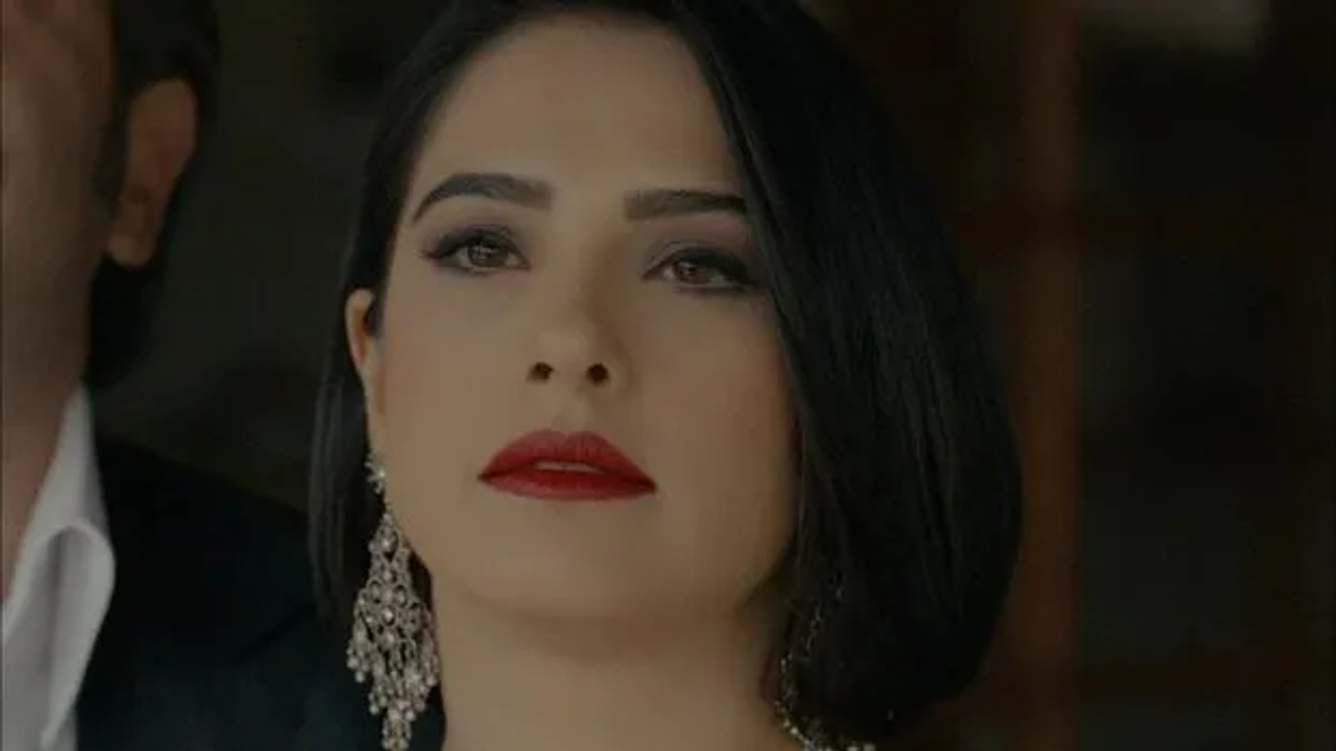 Funda Eryigit in Karadayi (2012)