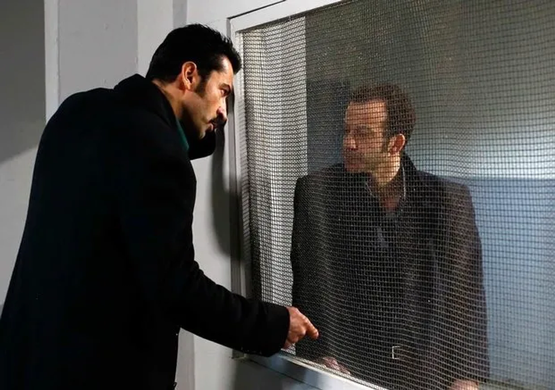 Kenan Imirzalioglu and Riza Kocaoglu in Karadayi (2012)