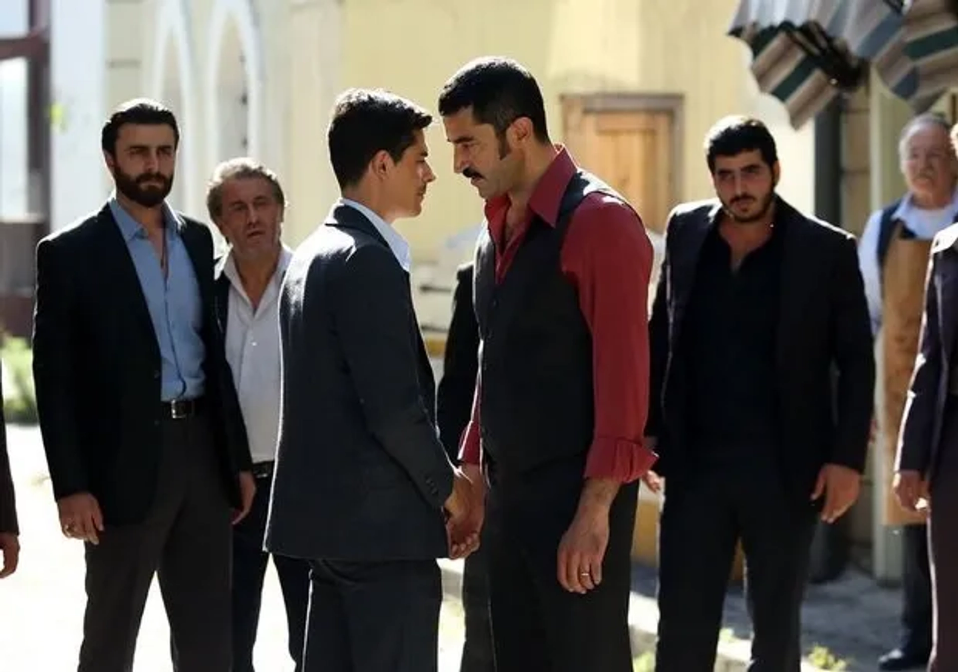 Kenan Imirzalioglu and Ibrahim Sentürk in Karadayi (2012)