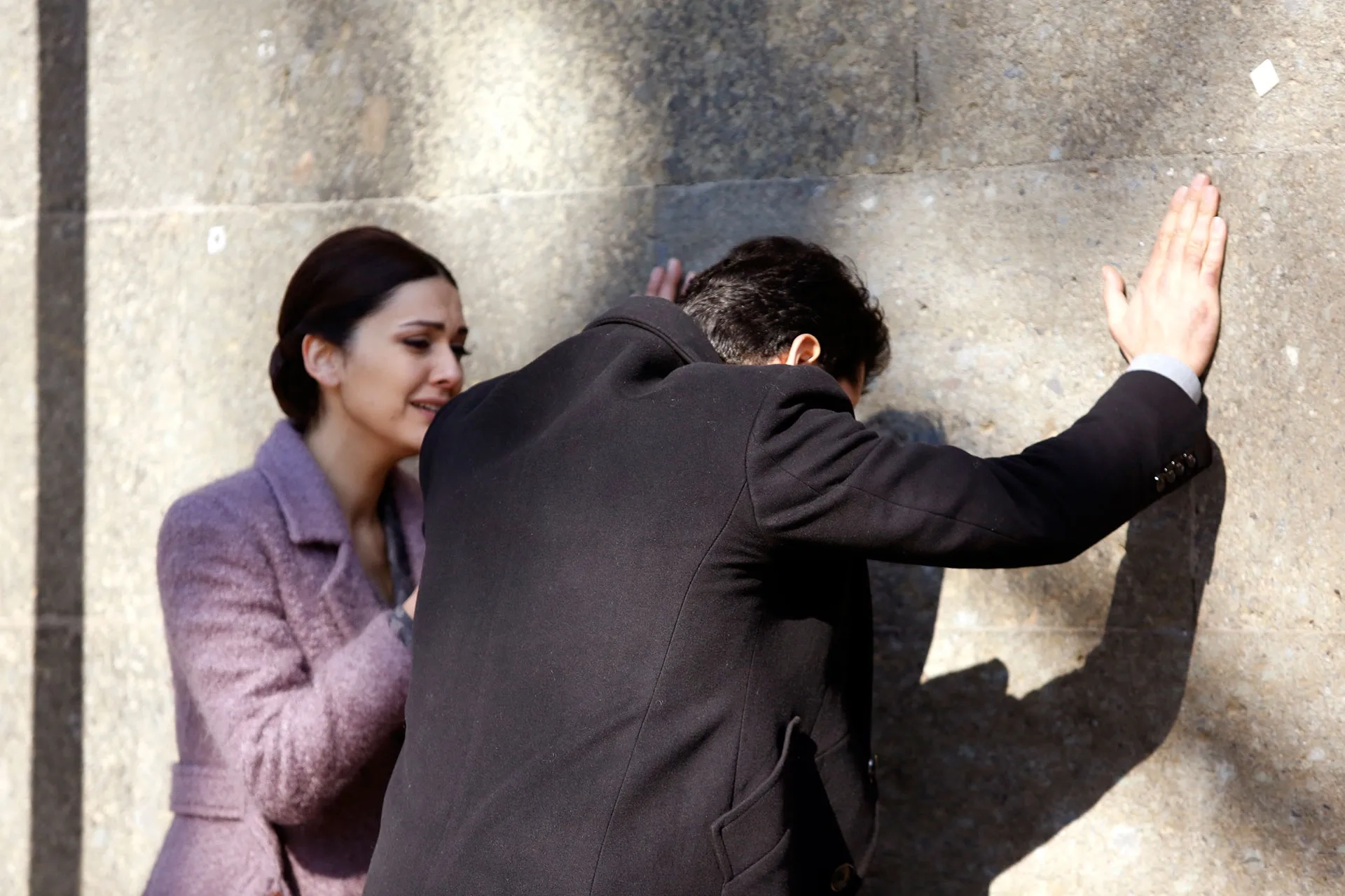 Kenan Imirzalioglu and Bergüzar Korel in Karadayi (2012)