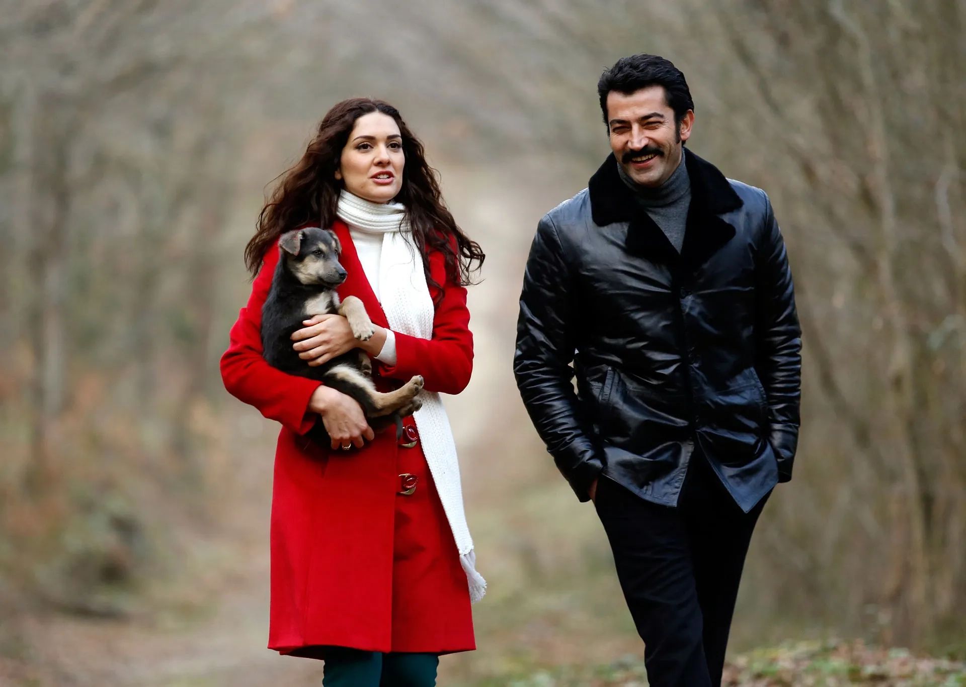 Kenan Imirzalioglu and Bergüzar Korel in Karadayi (2012)