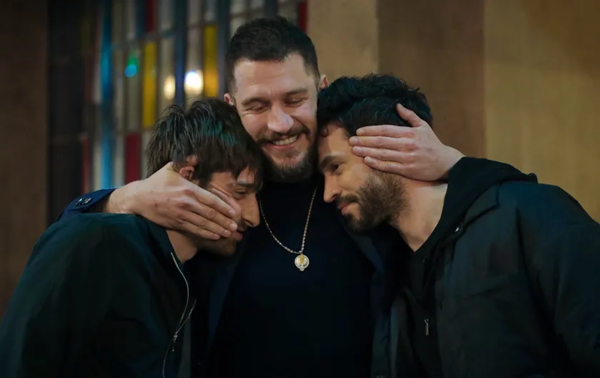 Bora Akkas, Uraz Kaygilaroglu, and Ekin Koç in The Bad Penny (2021)