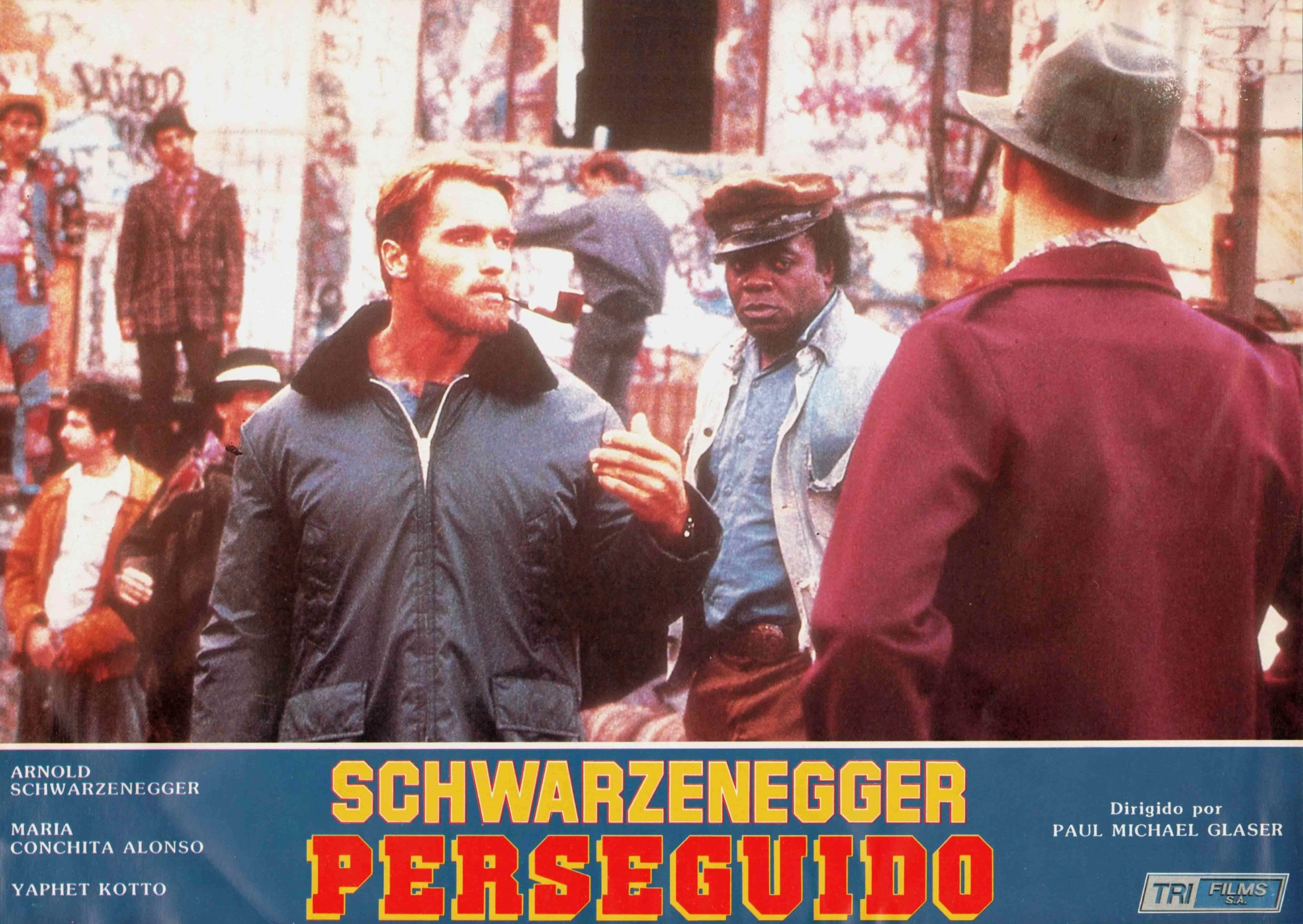 Arnold Schwarzenegger and Yaphet Kotto in The Running Man (1987)