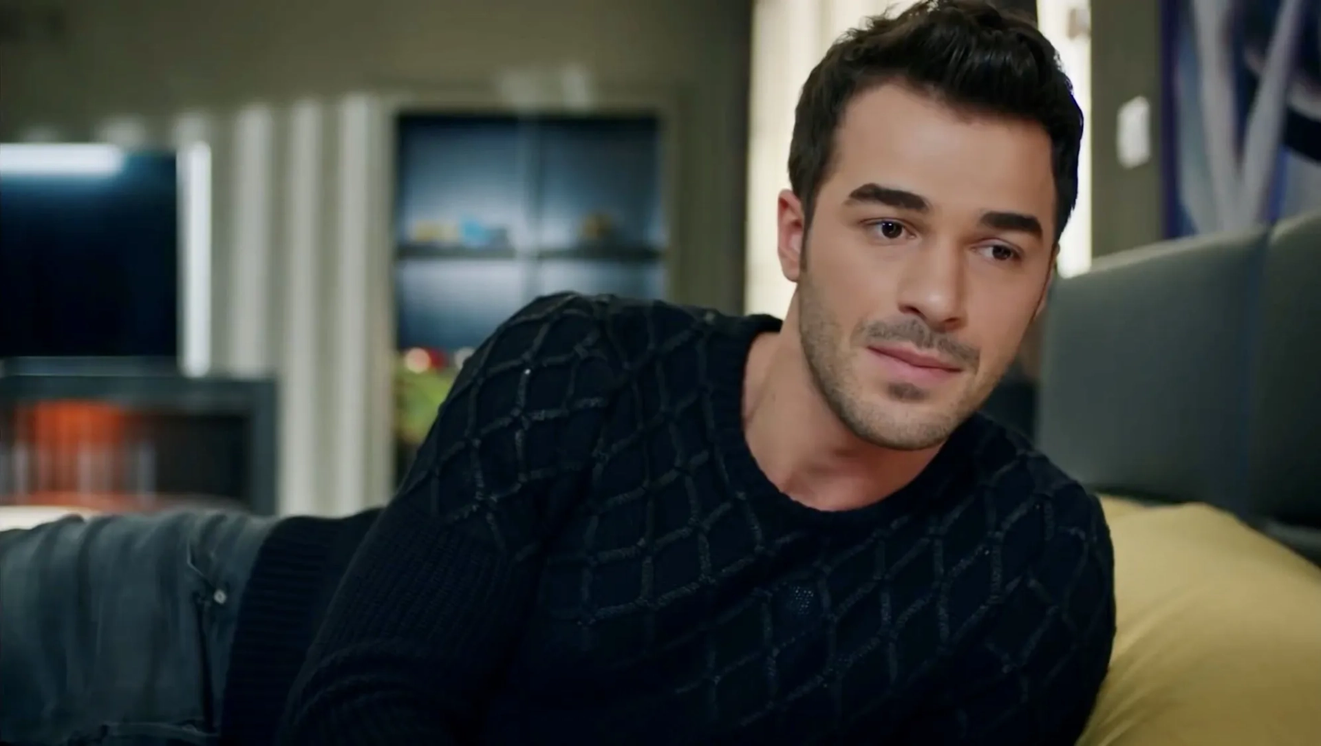 Yusuf Çim in Çilek Kokusu: Episode #1.22 (2015)