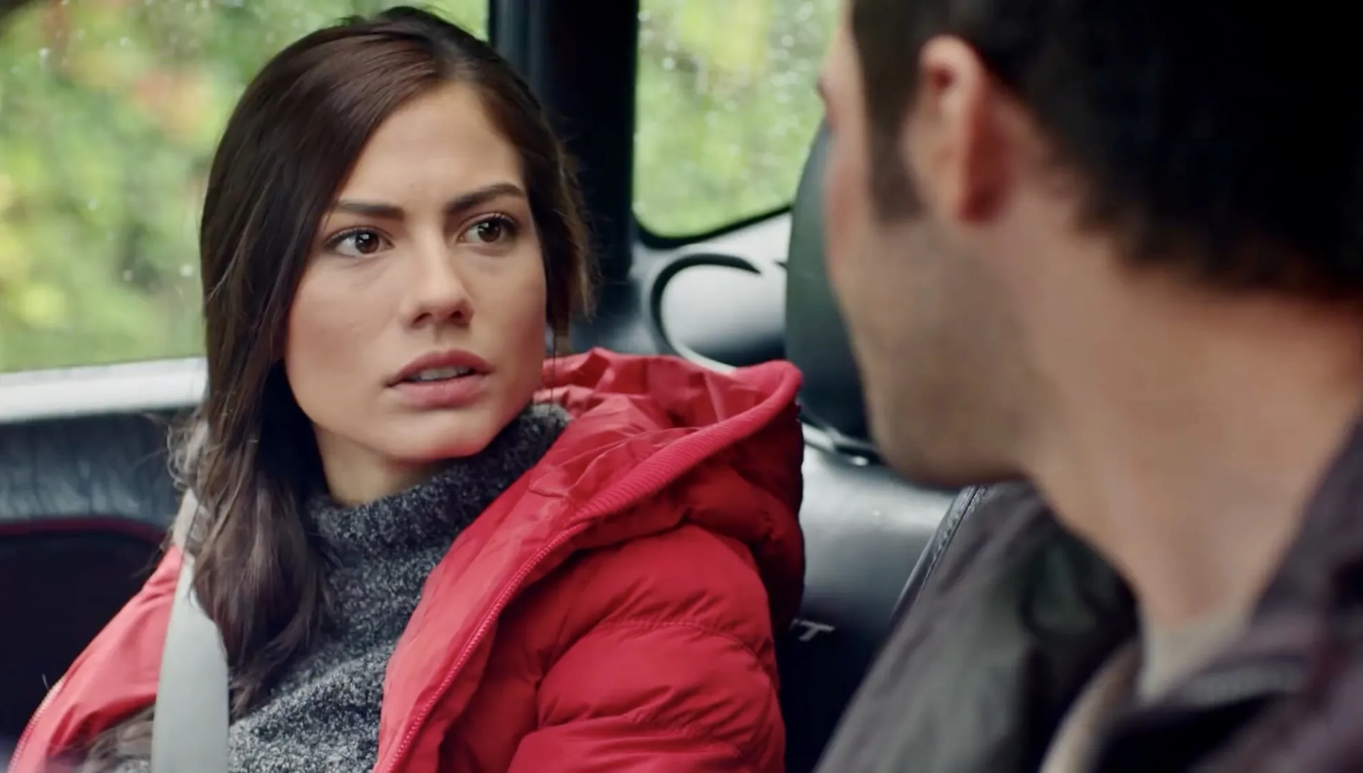 Demet Özdemir in Çilek Kokusu: Episode #1.19 (2015)