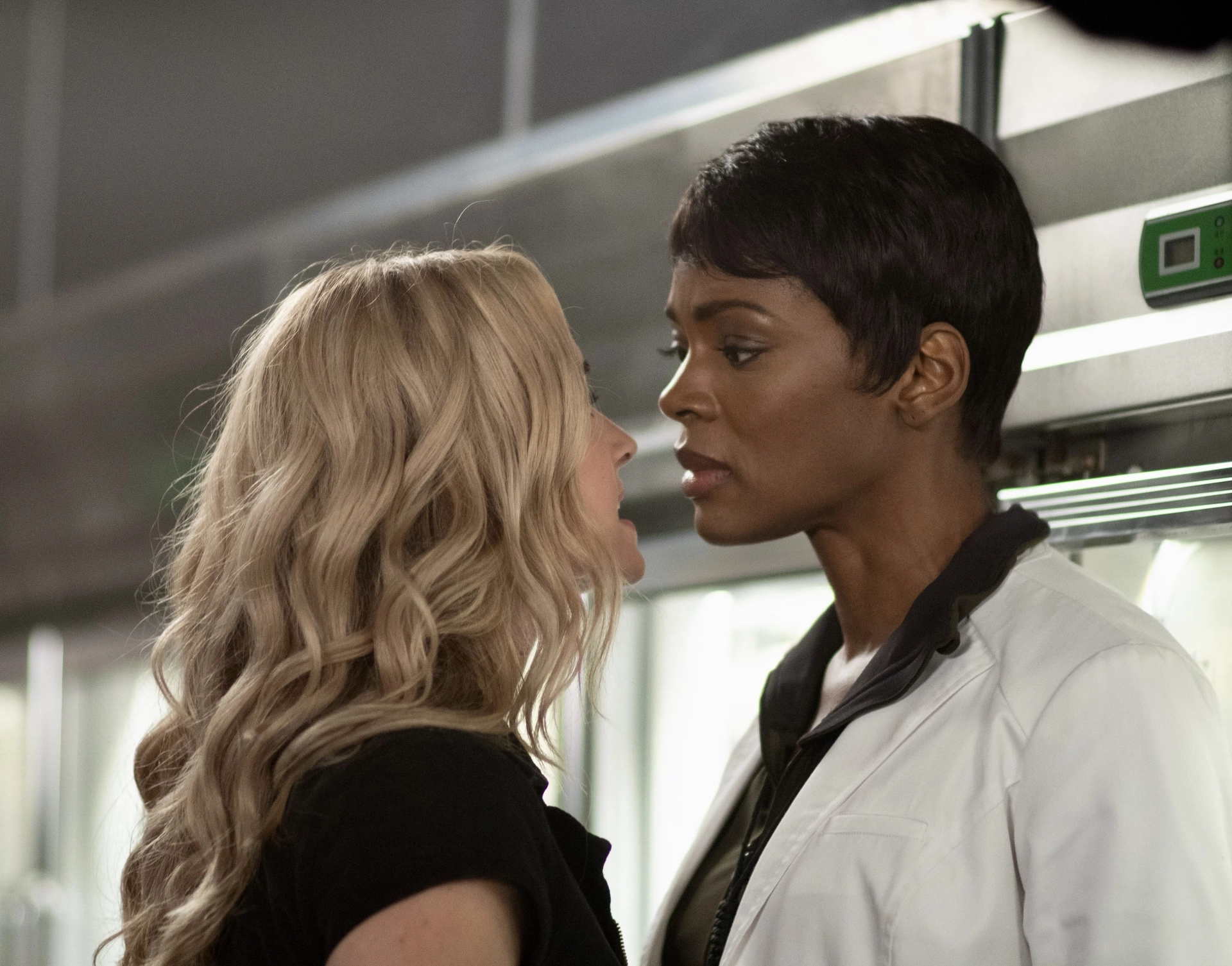 Caroline Chikezie and Brianne Howey in The Passage (2019)