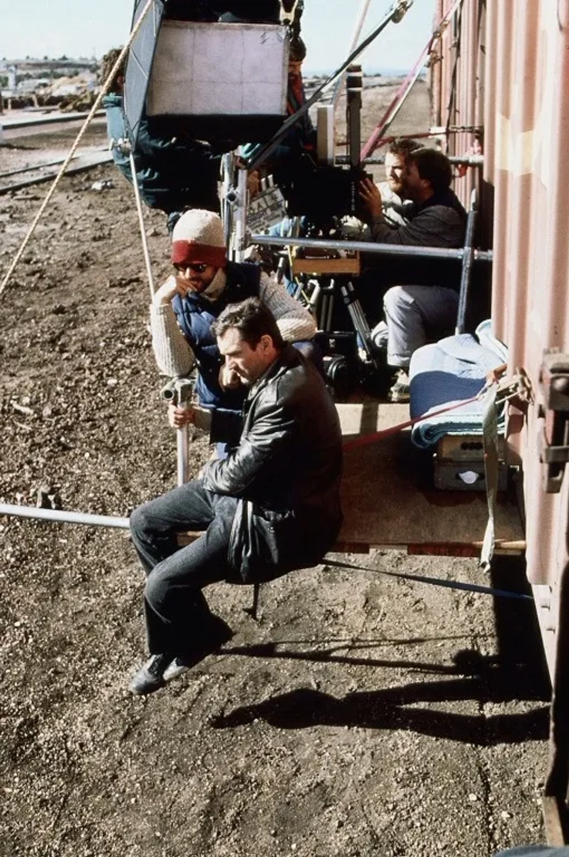 Robert De Niro and Martin Brest on set of Midnight Run