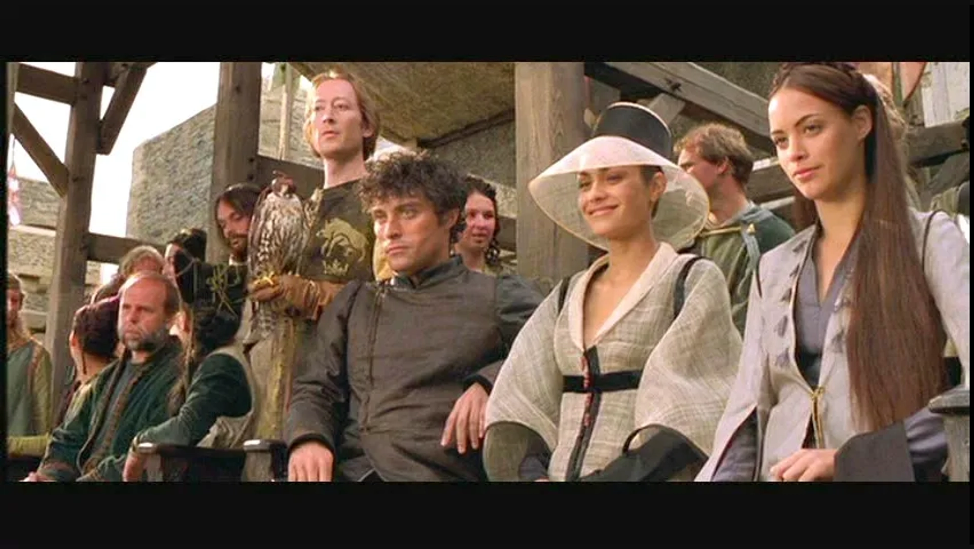 Rufus Sewell, Bérénice Bejo, Scott Handy, and Shannyn Sossamon in A Knight's Tale (2001)