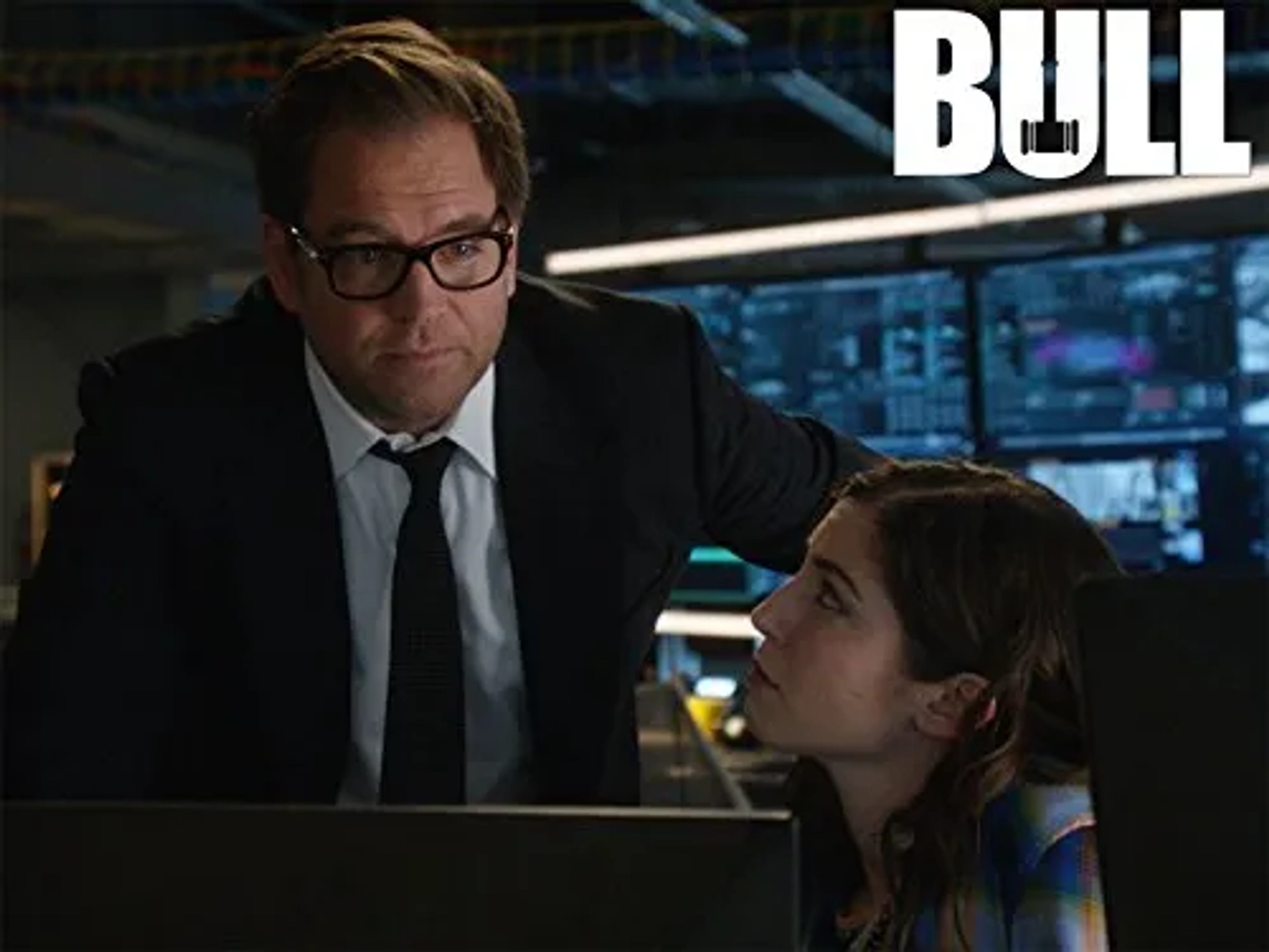 Bull (2016)