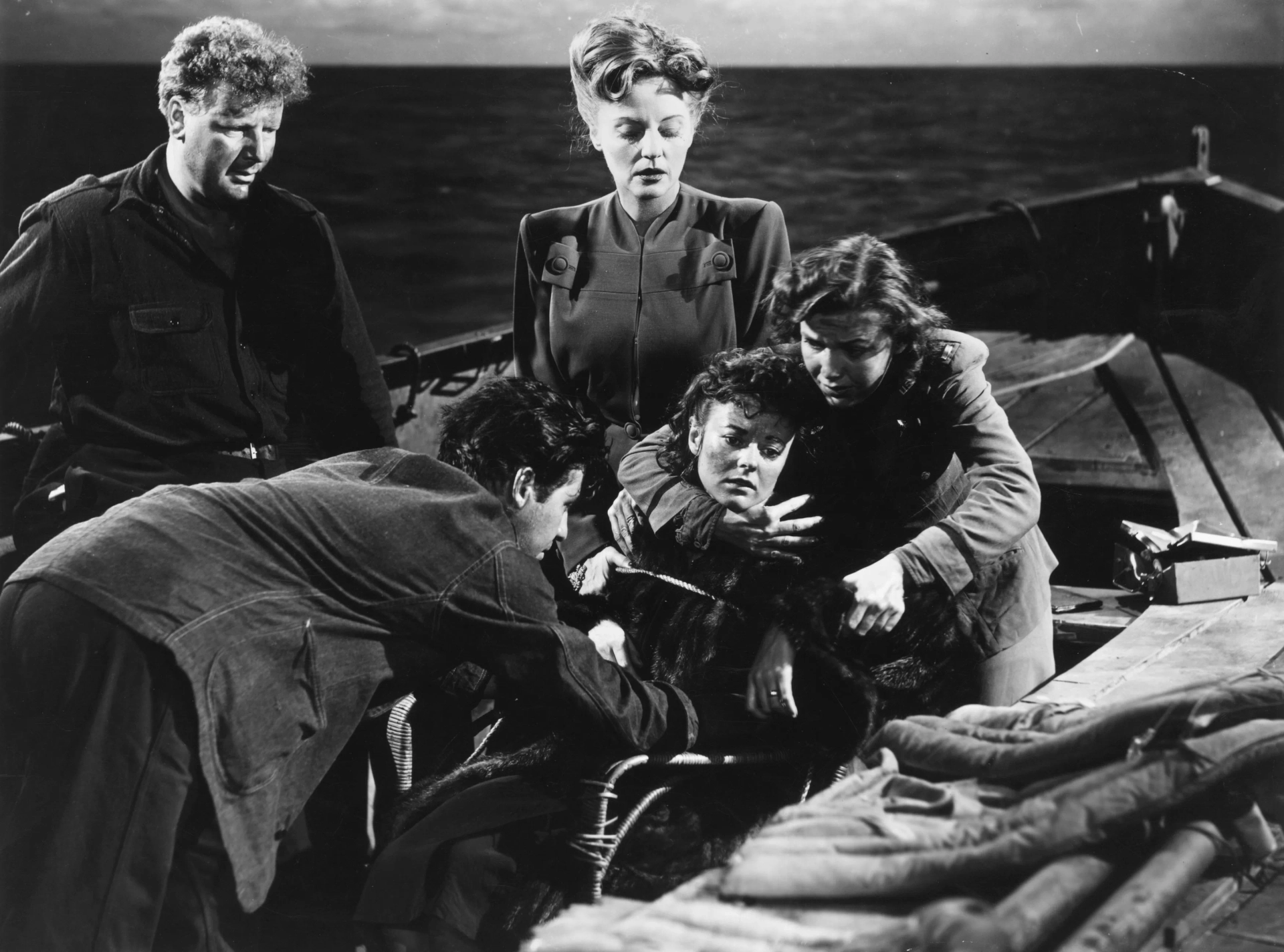 Tallulah Bankhead, Mary Anderson, Heather Angel, John Hodiak, and Walter Slezak in Lifeboat (1944)