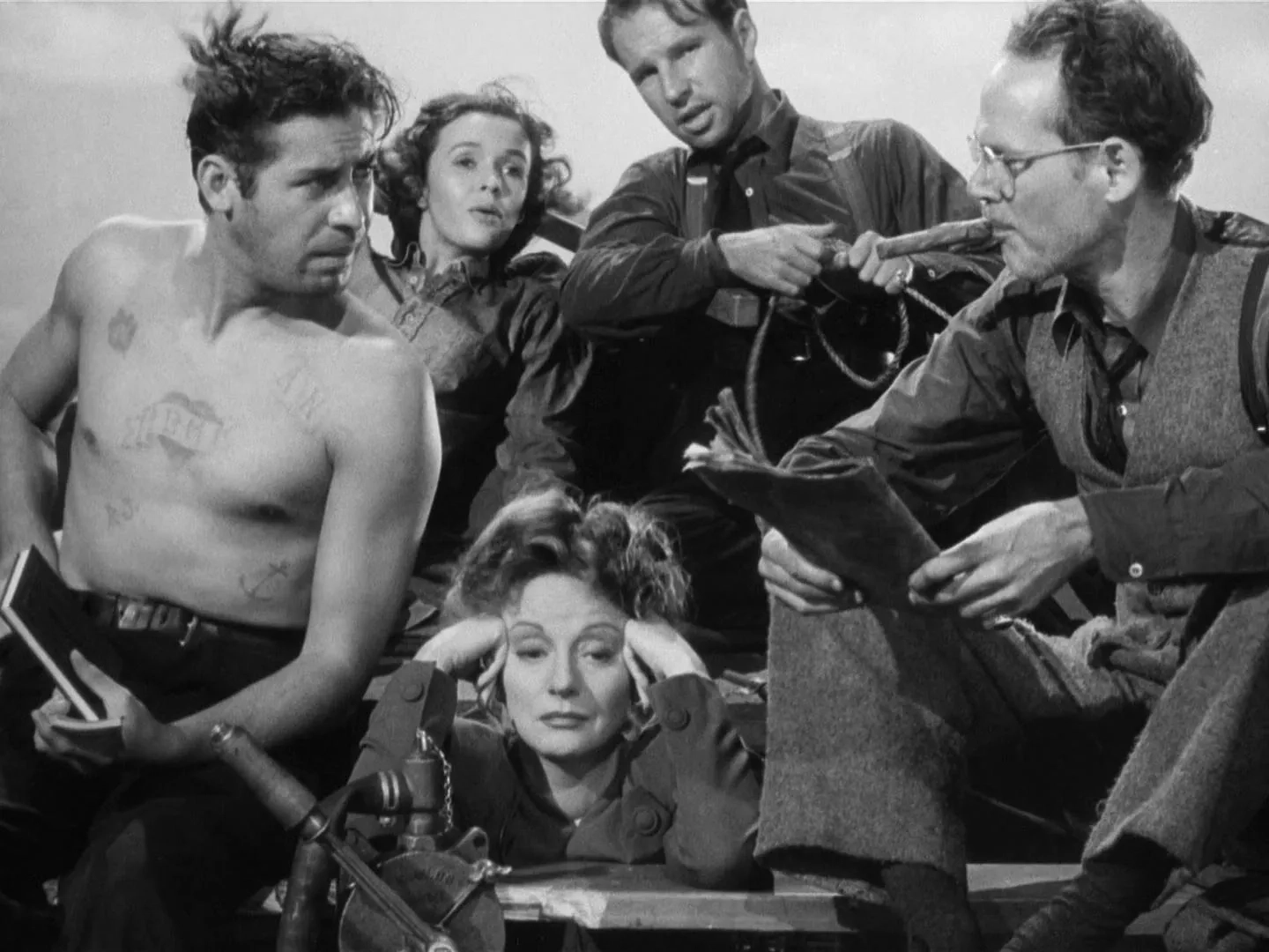 Tallulah Bankhead, Hume Cronyn, Mary Anderson, John Hodiak, and Henry Hull in Lifeboat (1944)