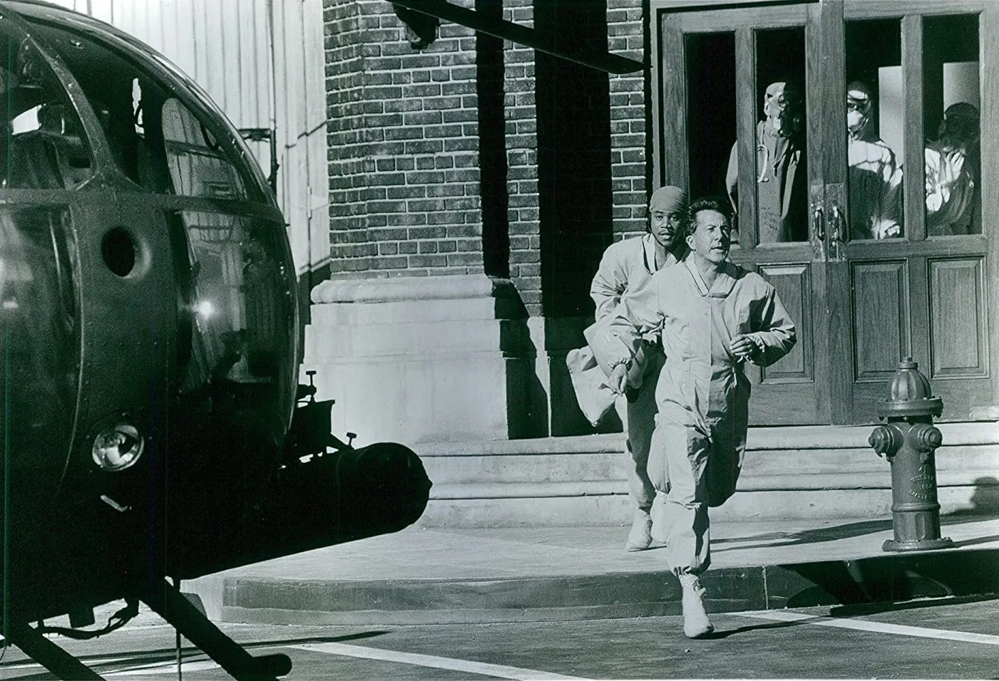 Dustin Hoffman and Cuba Gooding Jr. in Outbreak (1995)