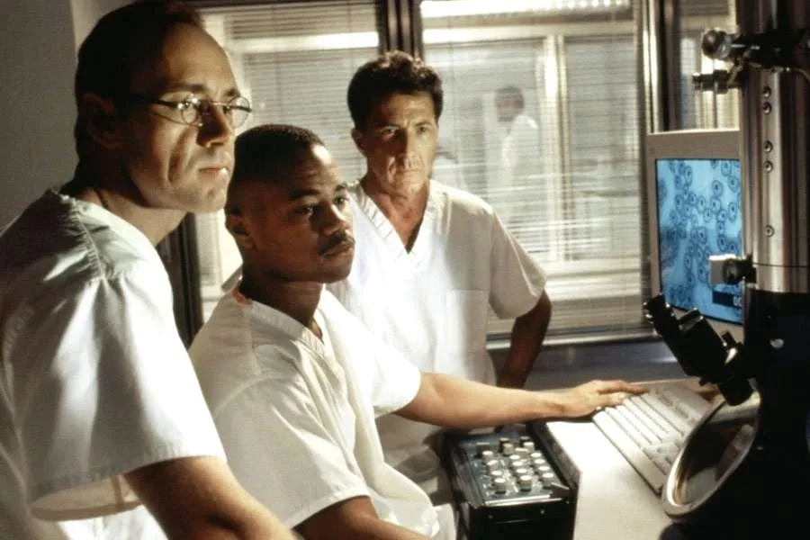 Dustin Hoffman, Kevin Spacey, and Cuba Gooding Jr. in Outbreak (1995)