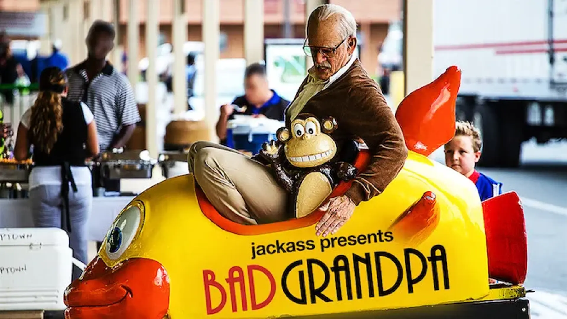 فیلم کله خر تقدیم می کند: پدربزرگ بد (Jackass Presents: Bad Grandpa 2013)