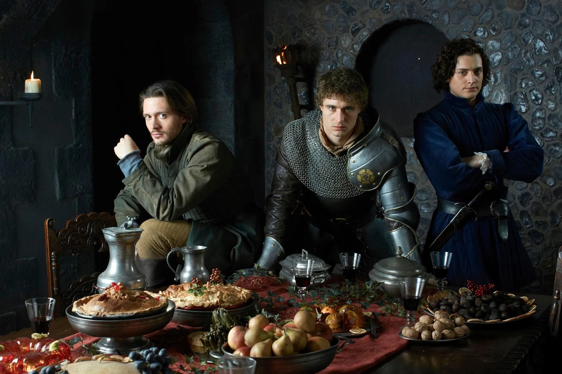 Max Irons, David Oakes, and Aneurin Barnard in The White Queen (2013)