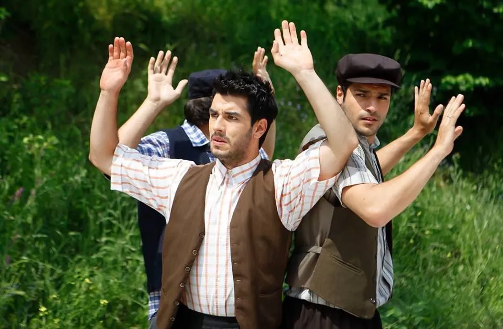 Serkan Çayoglu and Aras Aydin in Cherry Season (2014)