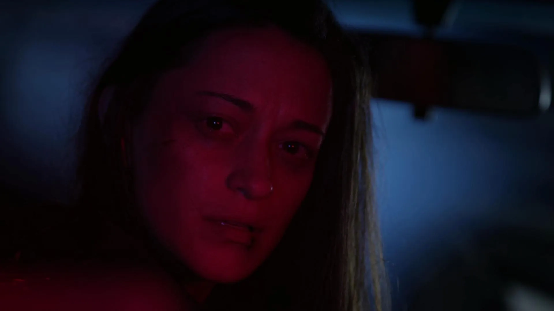 Sara Tomko in Resident Alien: Pilot (2021)