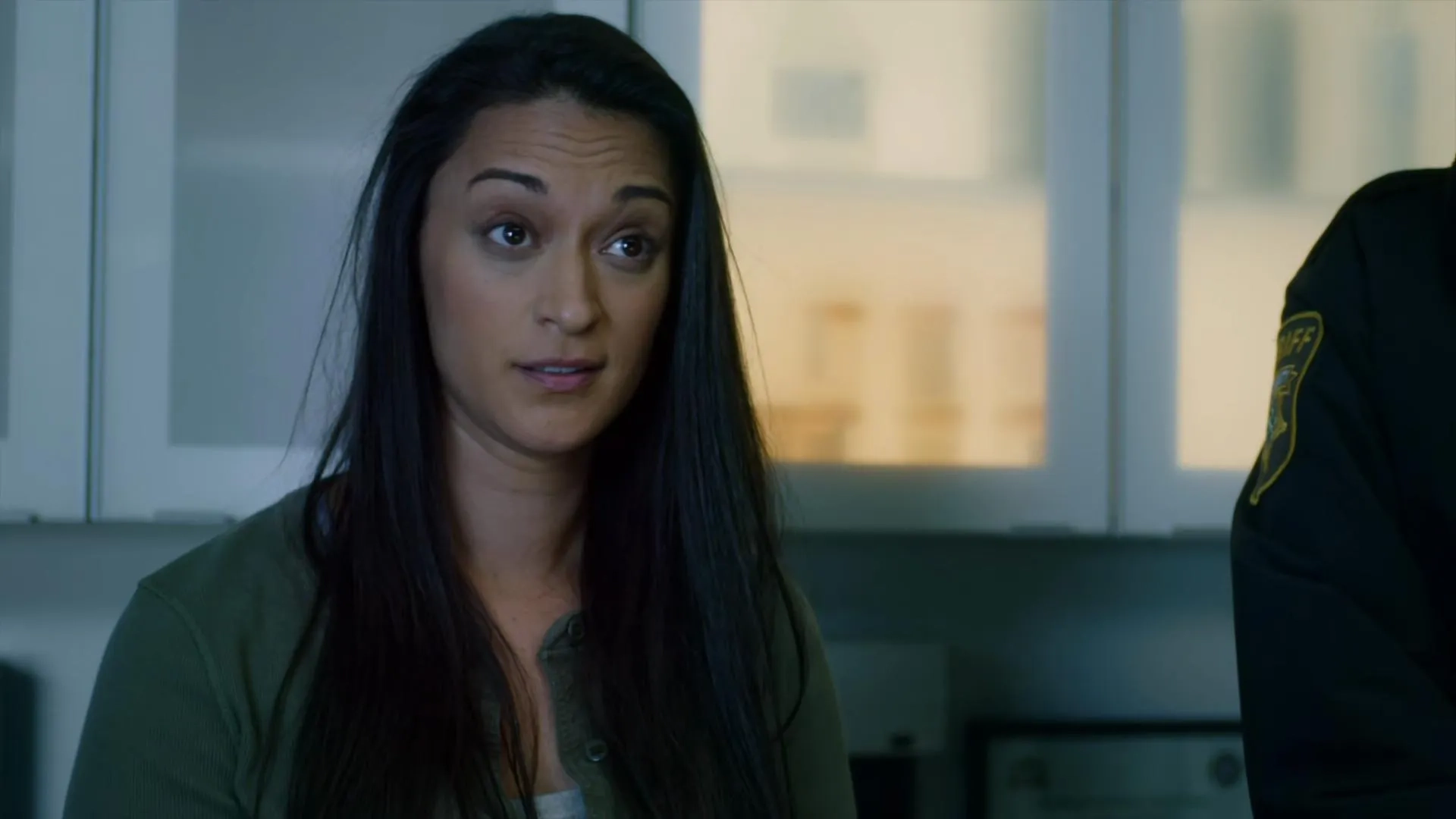 Sara Tomko in Resident Alien: Pilot (2021)